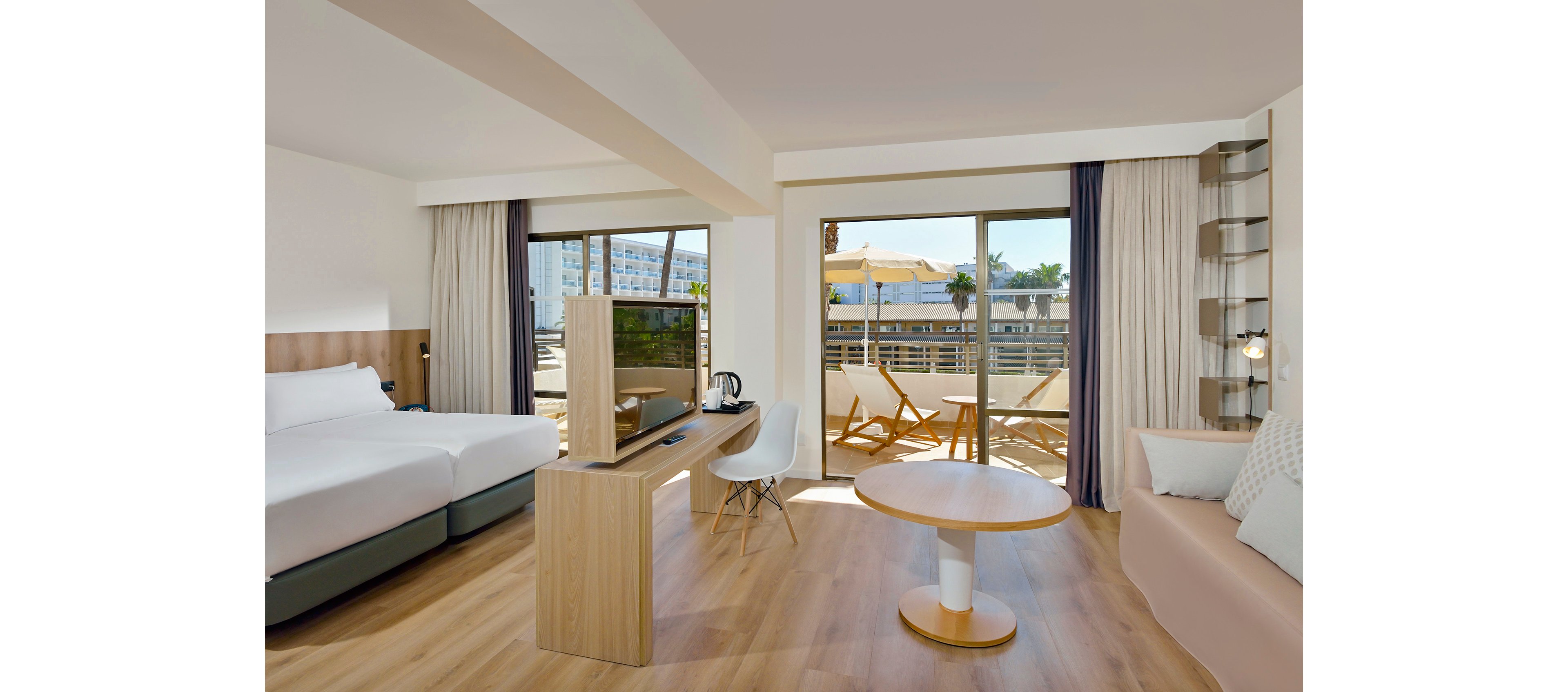 Innside by Melia Alcudia