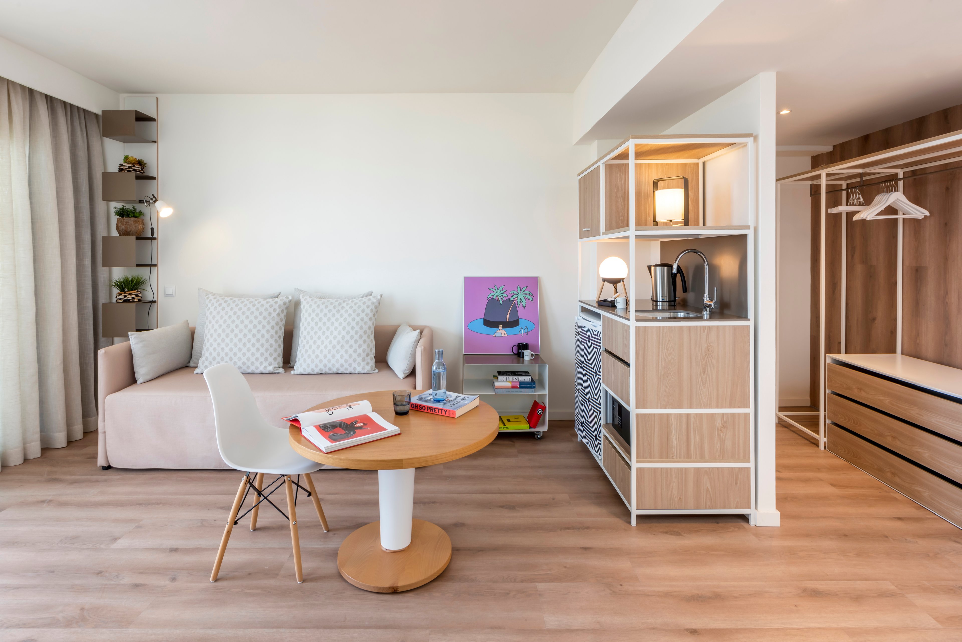 Innside by Melia Alcudia