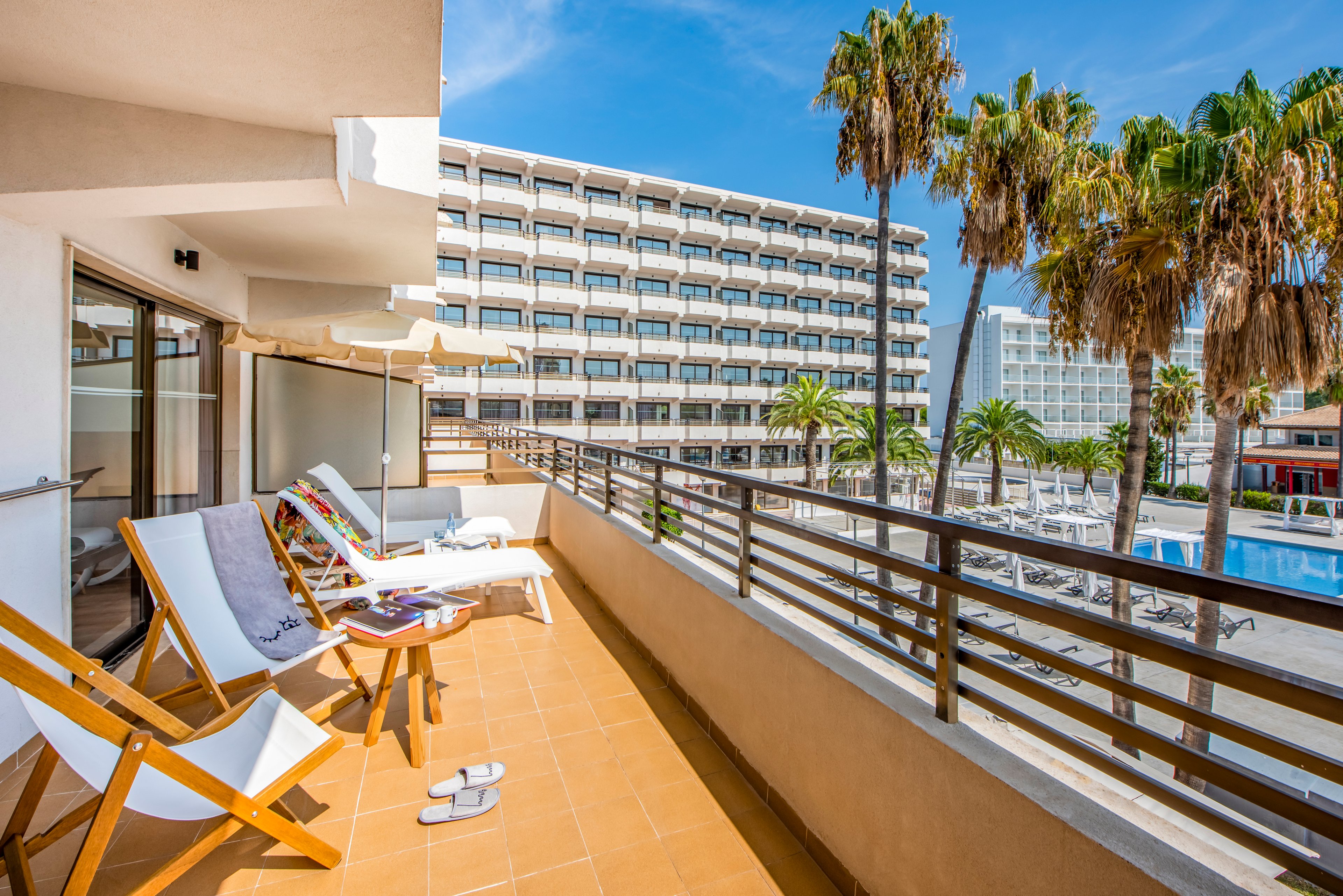 Innside by Melia Alcudia