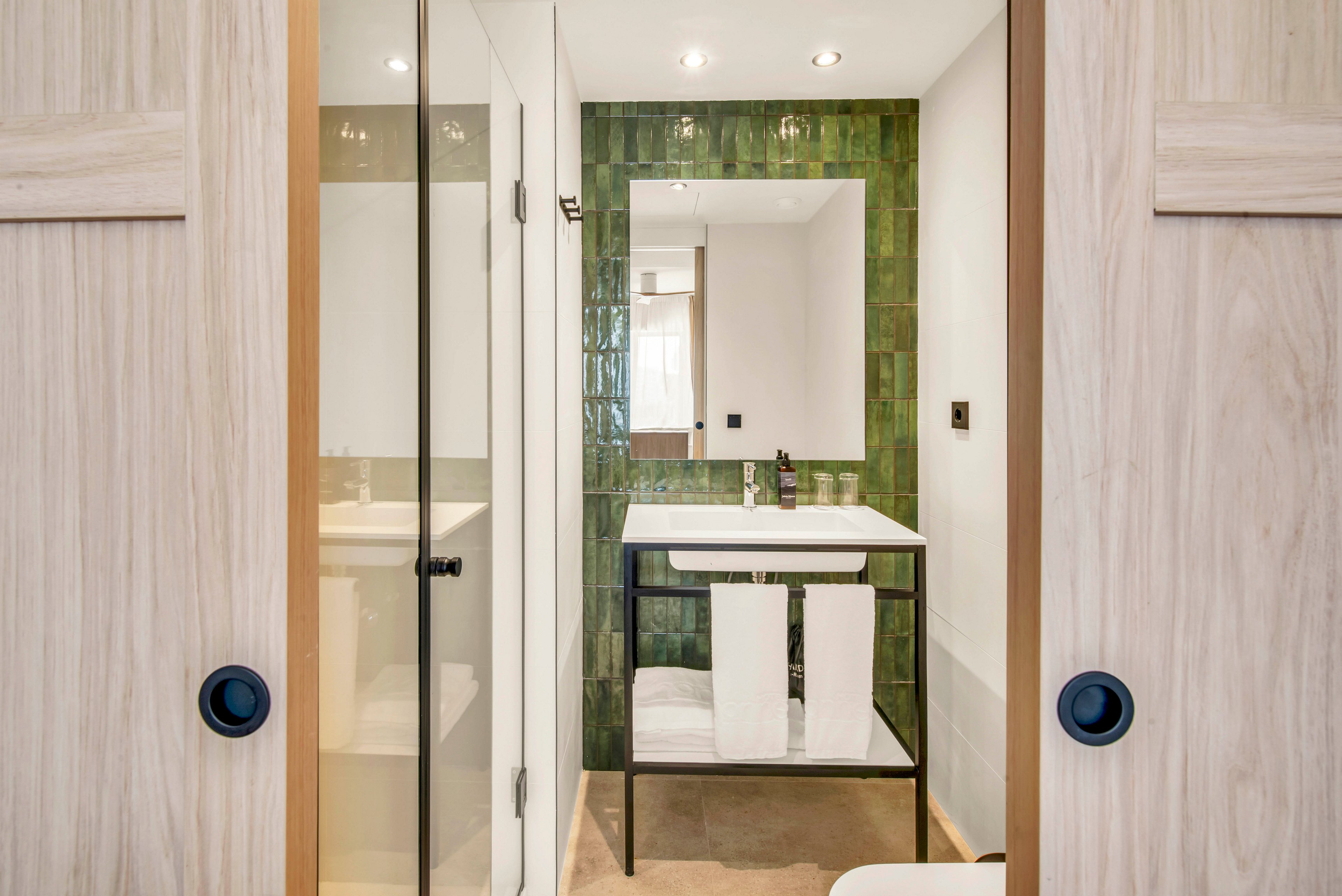 Tangerine by Honne Hotels