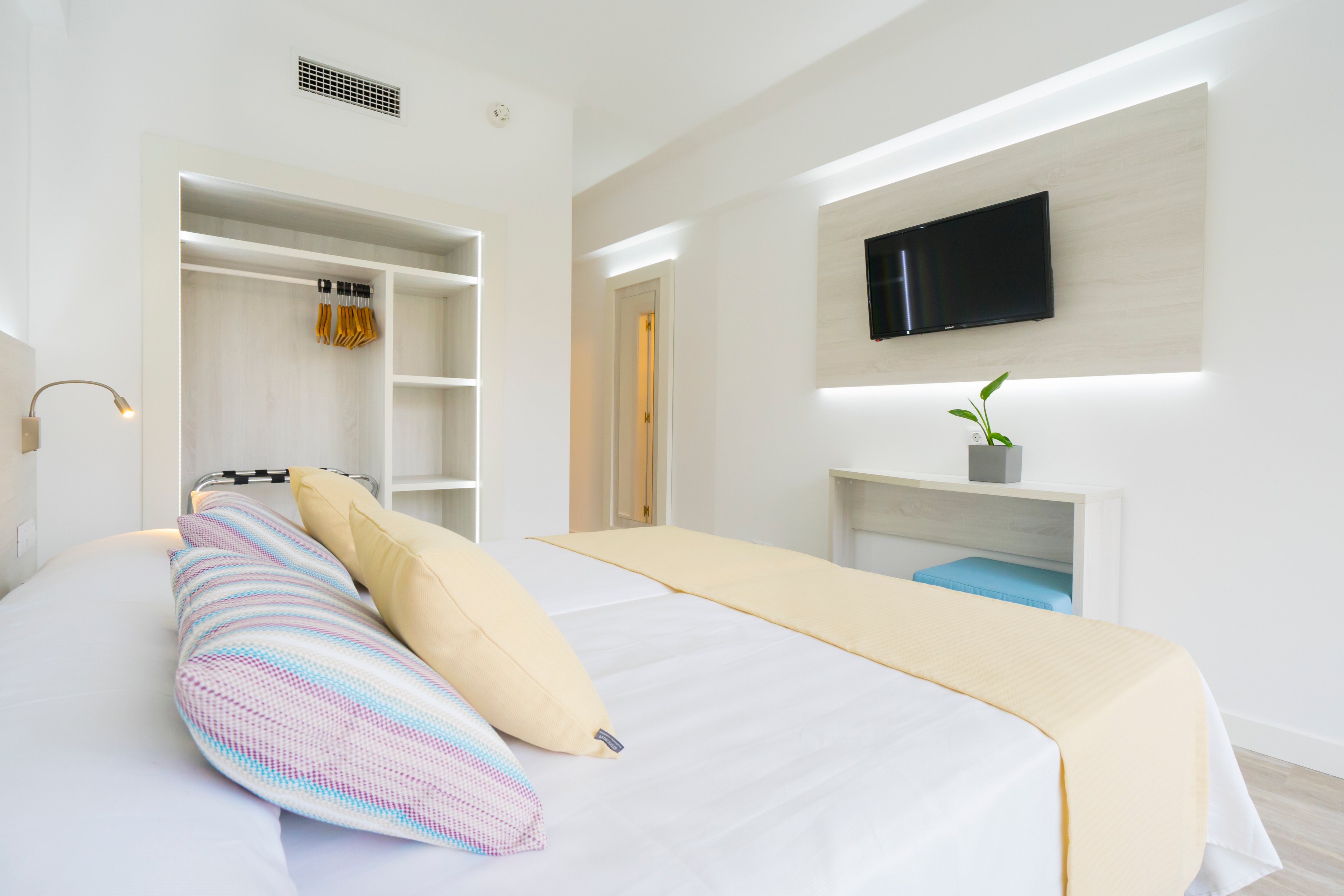 07 Vistanova formerly BelleVue Vistanova