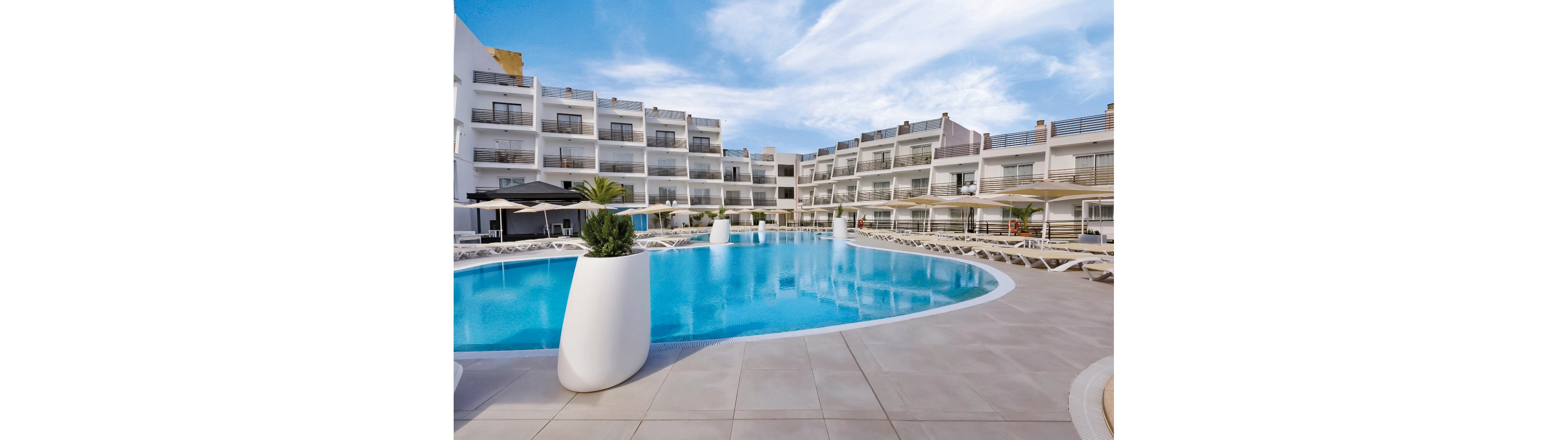 Palmanova Suites by TRH