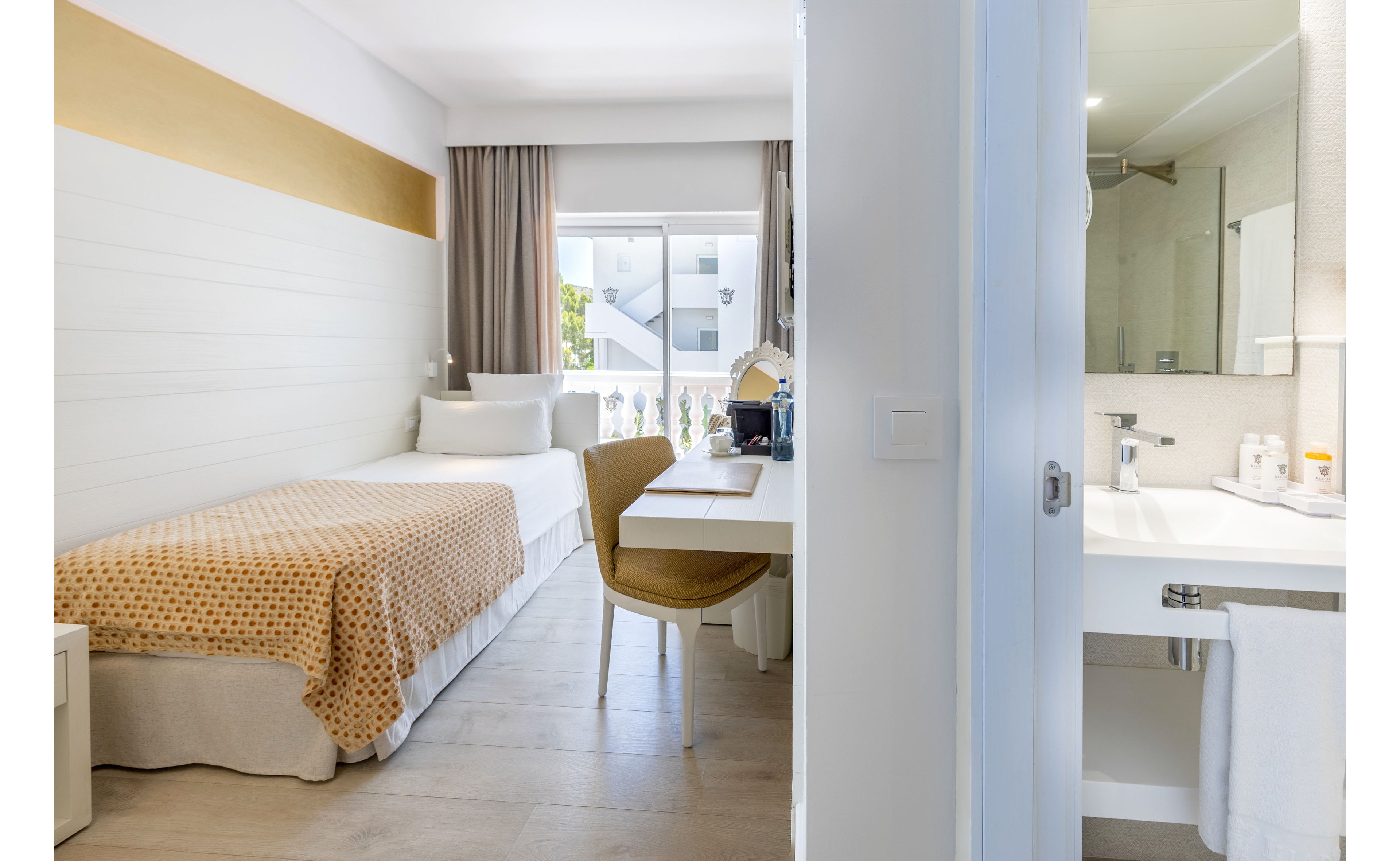 Hotel Illa d'Or & Illa d'Or Club Apartments