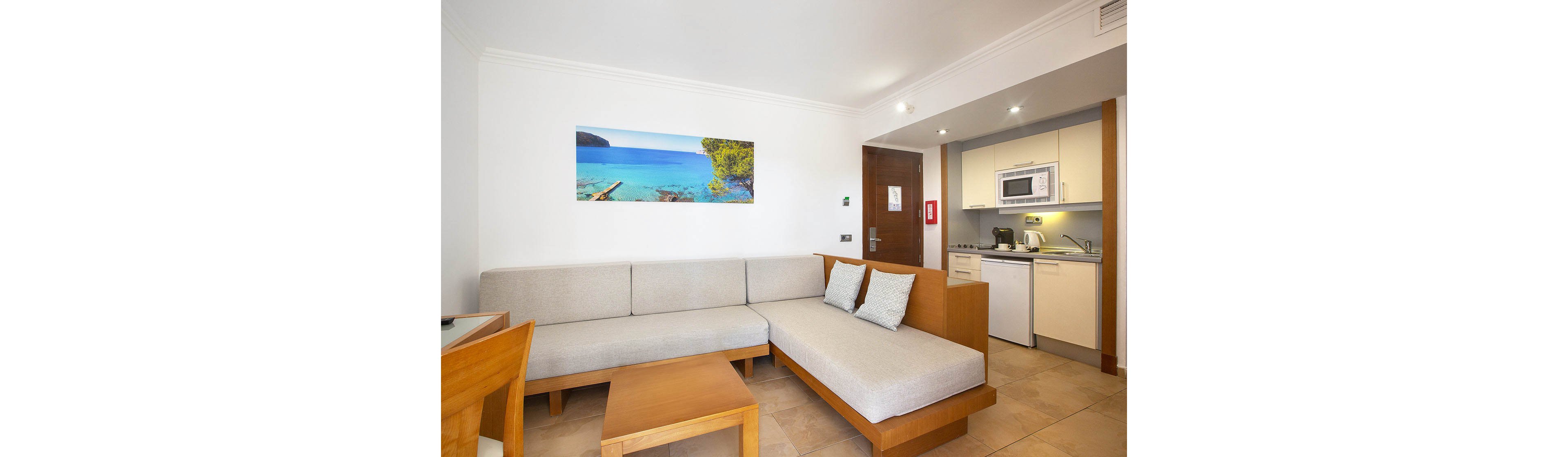 MarSenses Ferrera Blanca Family Hotel