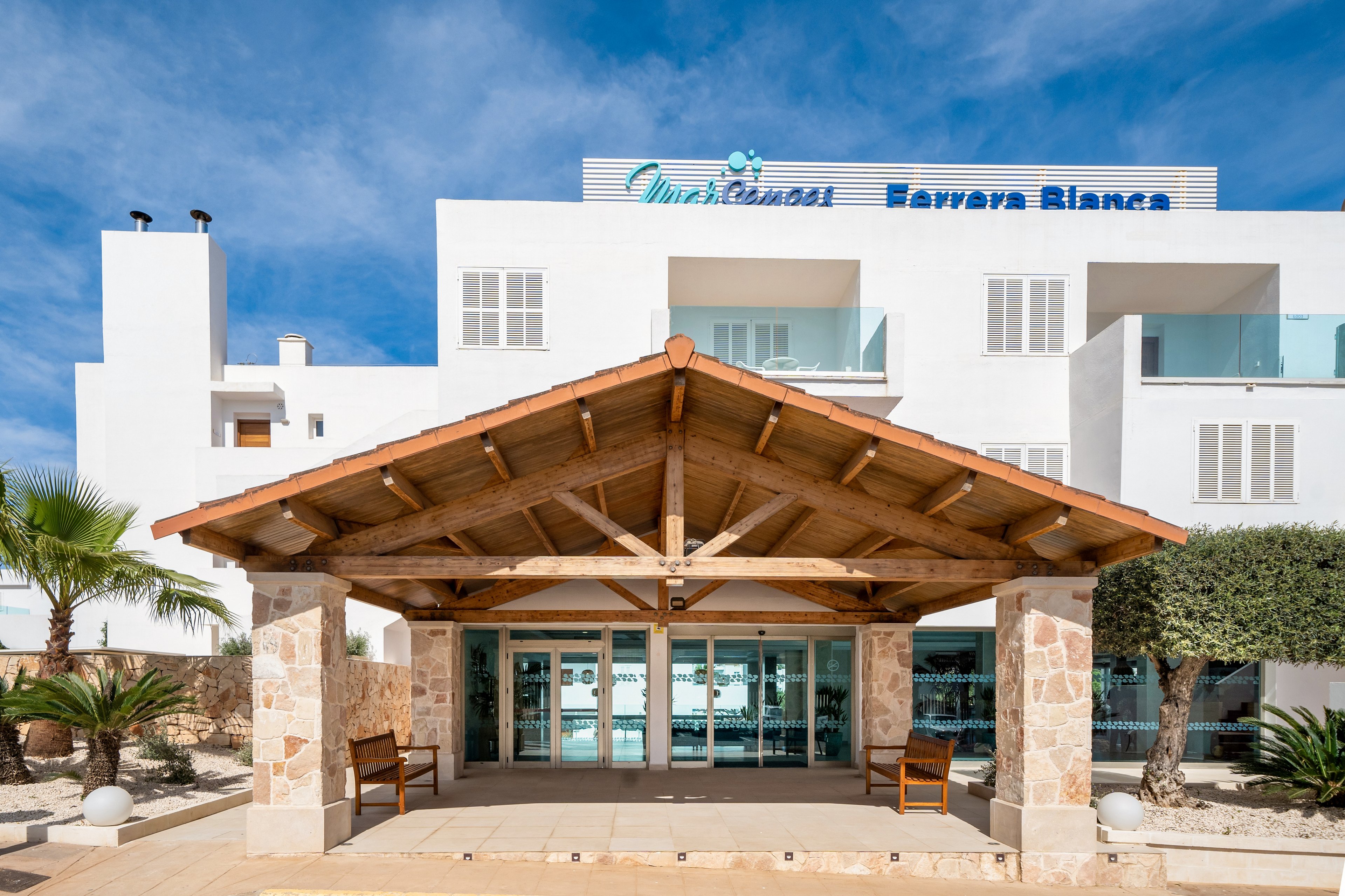 MarSenses Ferrera Blanca Family Hotel