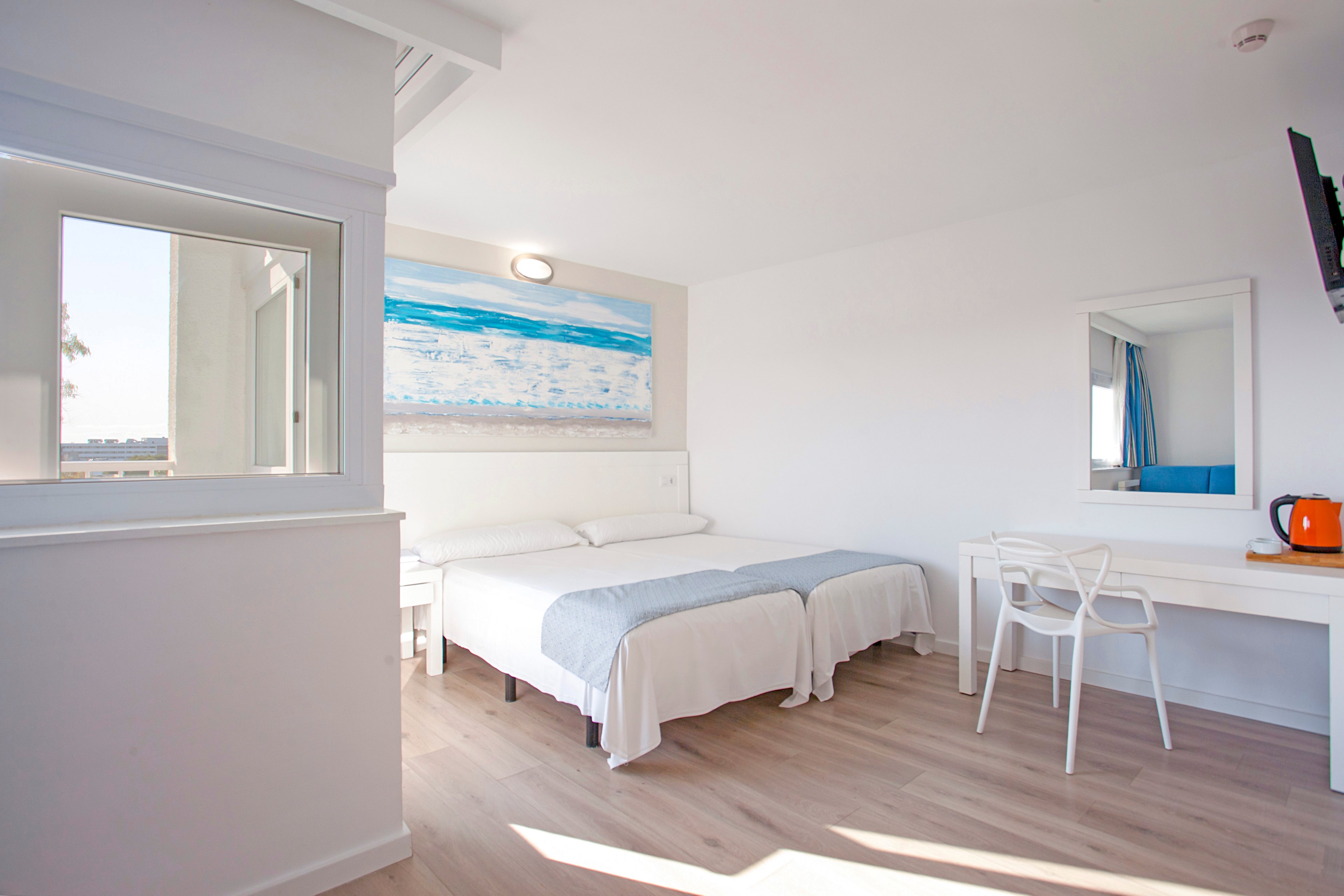 HYB Eurocalas Aparthotel