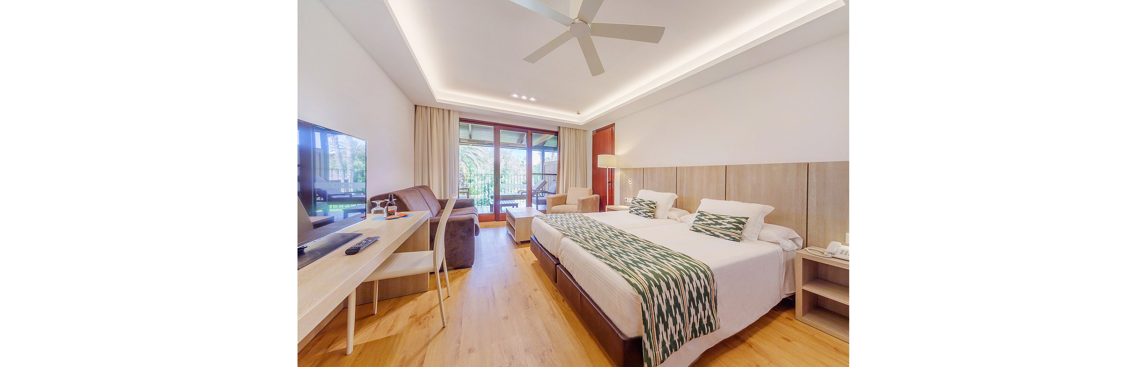 PortBlue Club Pollentia Resort & Spa