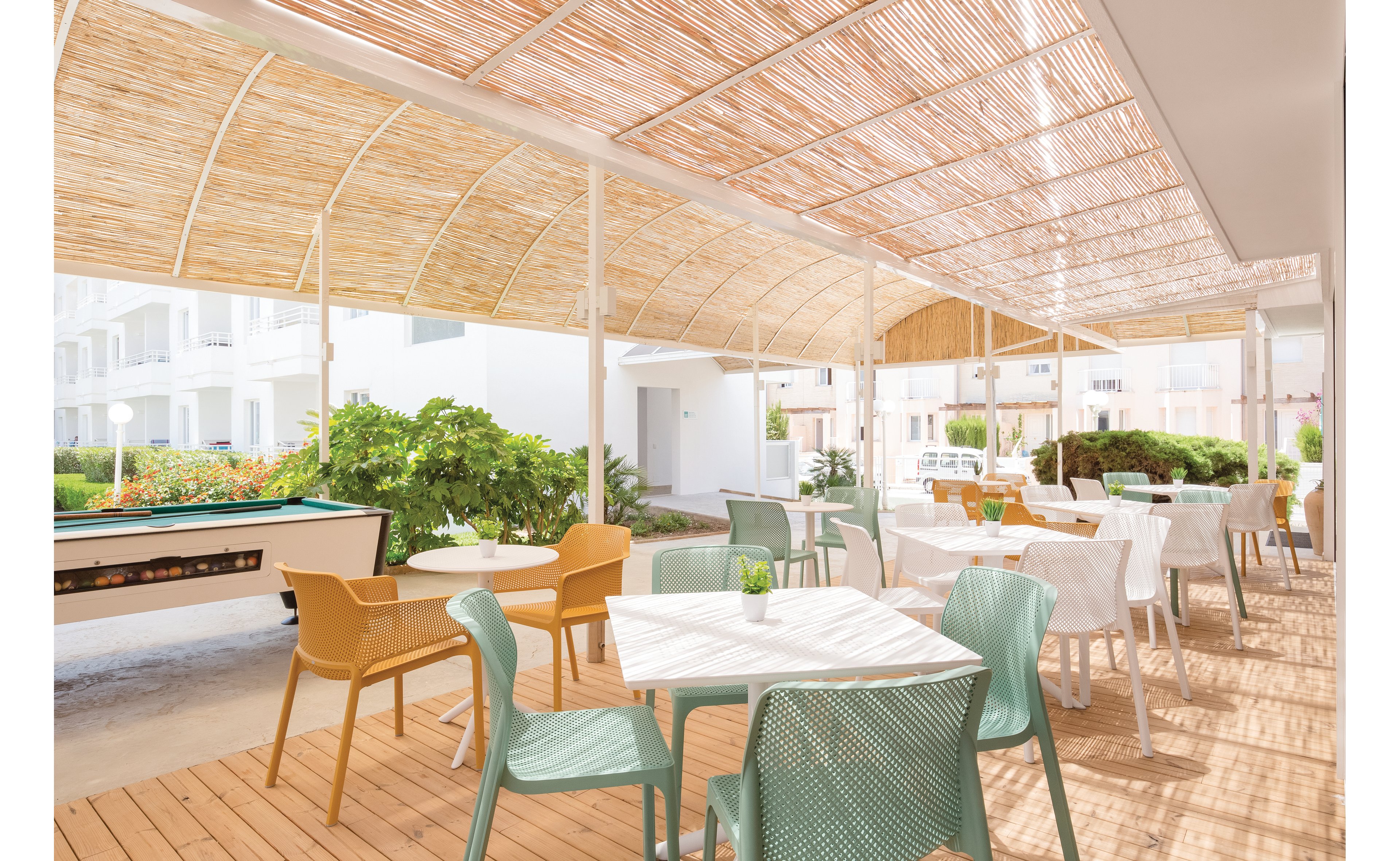 Hobby Club Apartments