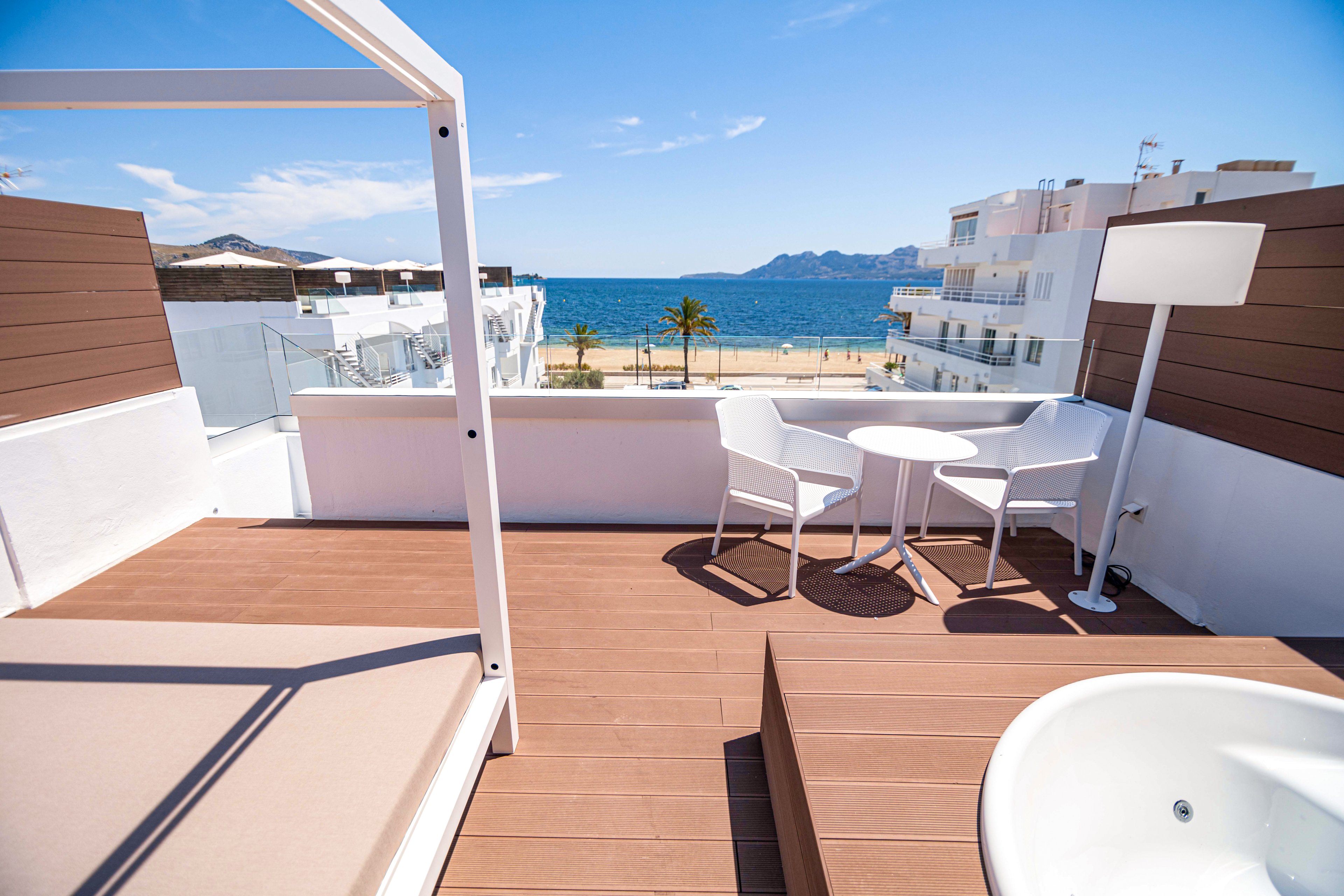 Hobby Club Apartments