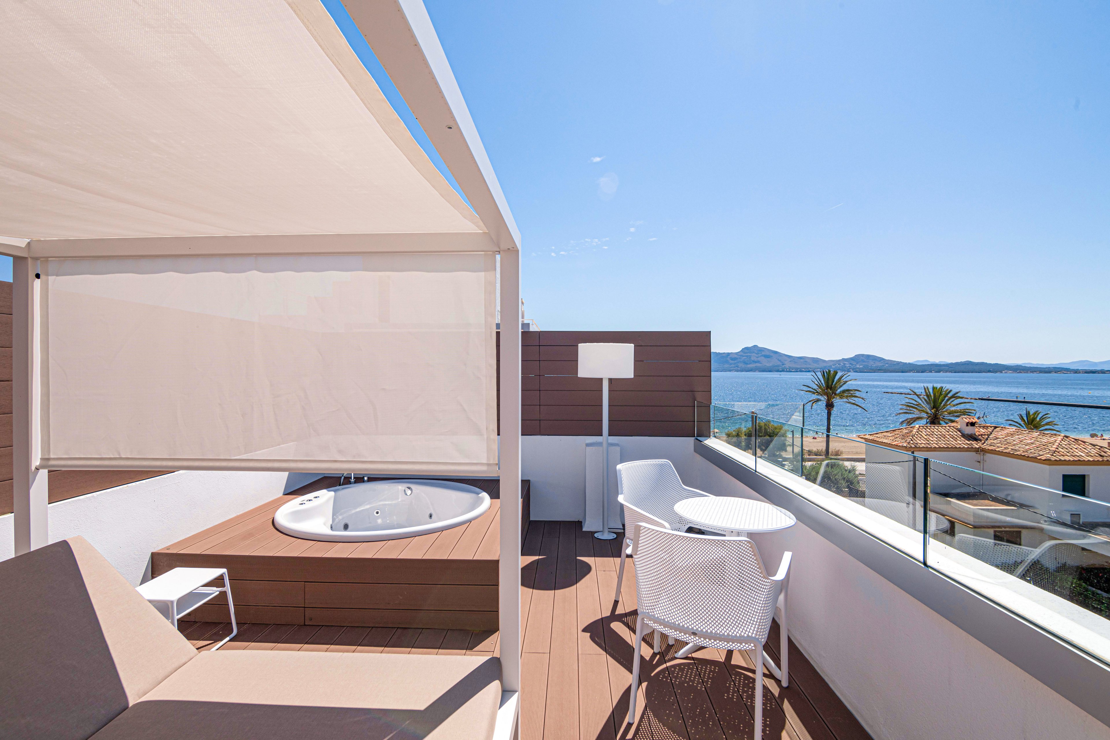 Hobby Club Apartments