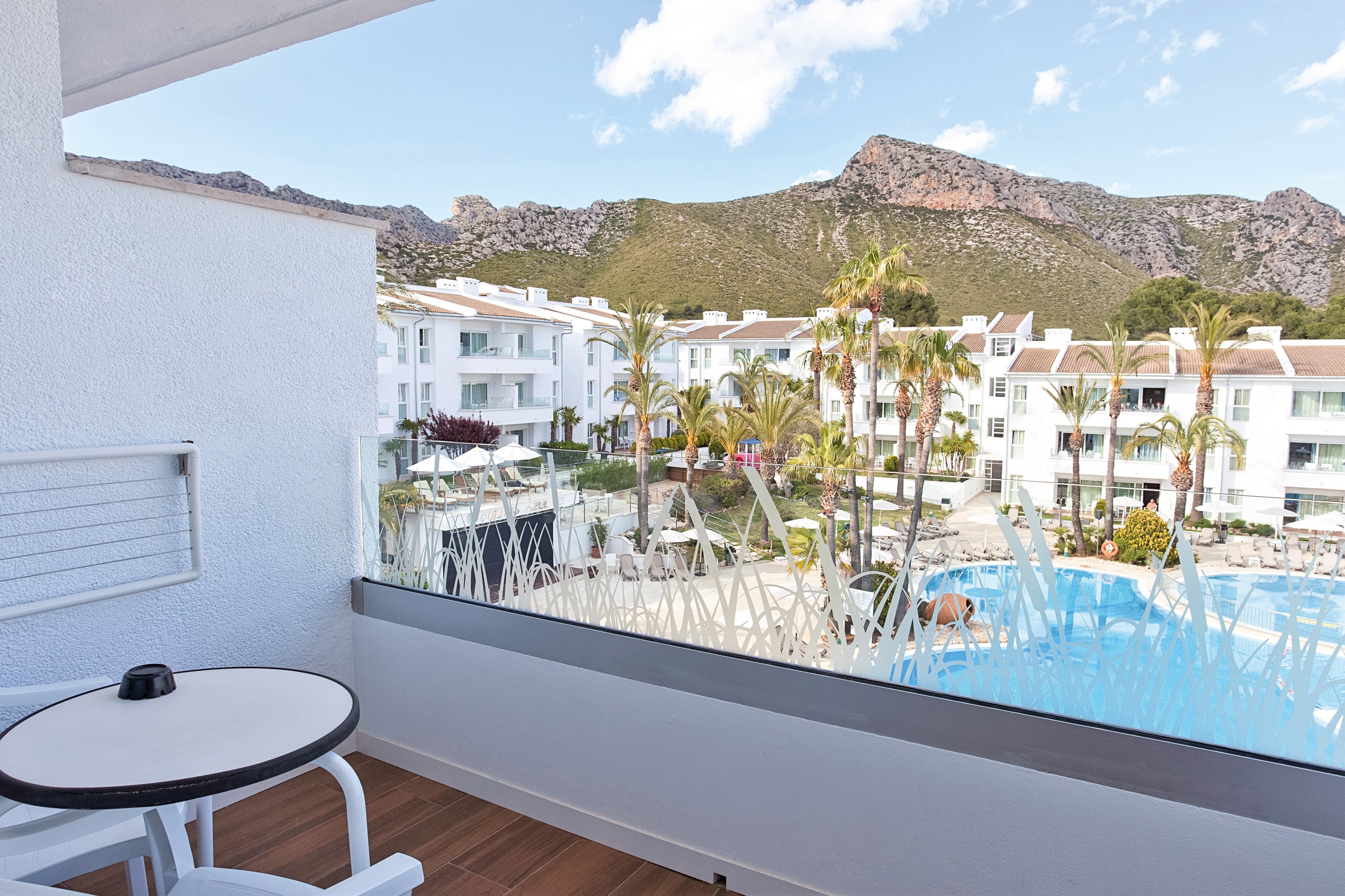 Puerto Azul Suite Hotel