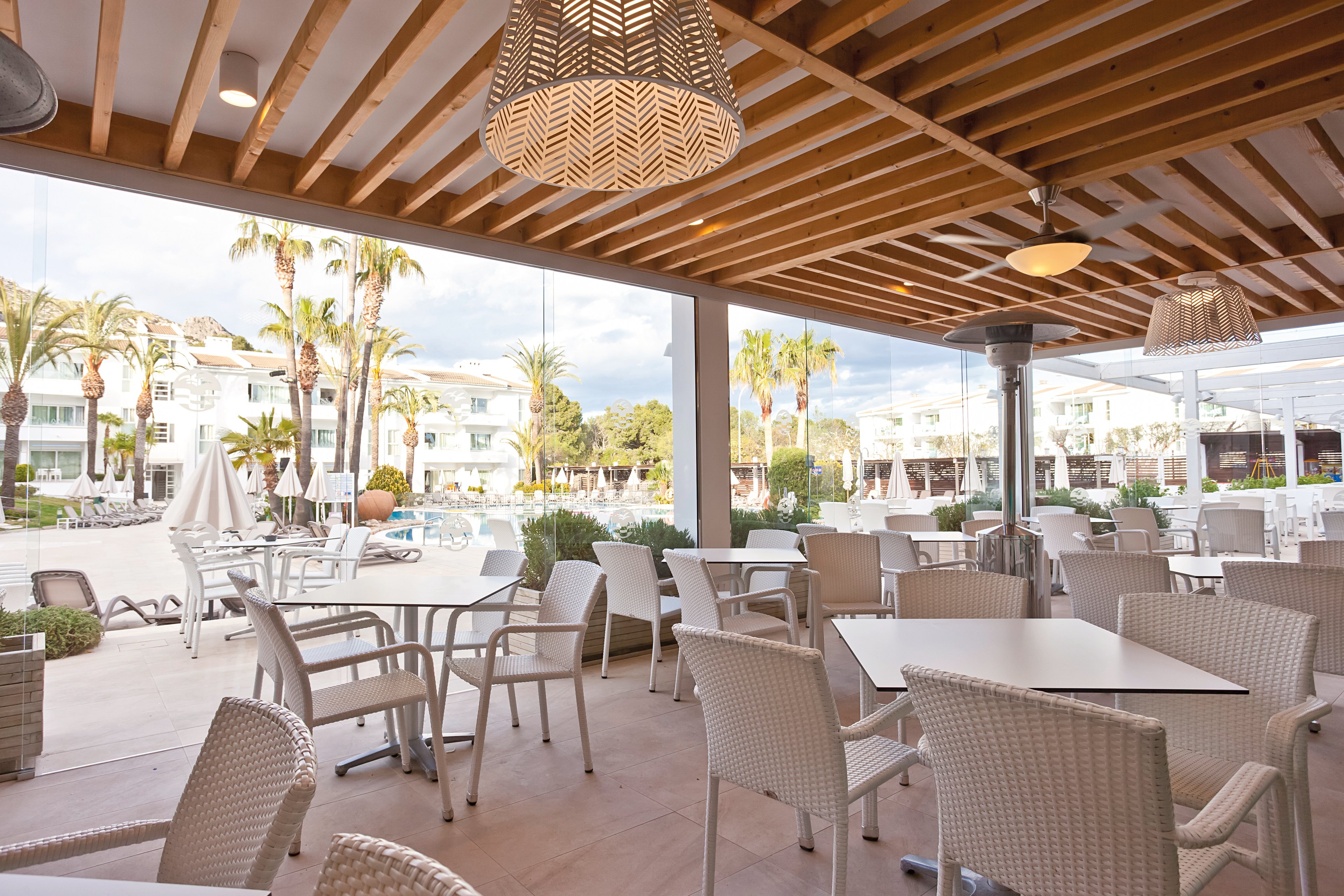 Puerto Azul Suite Hotel