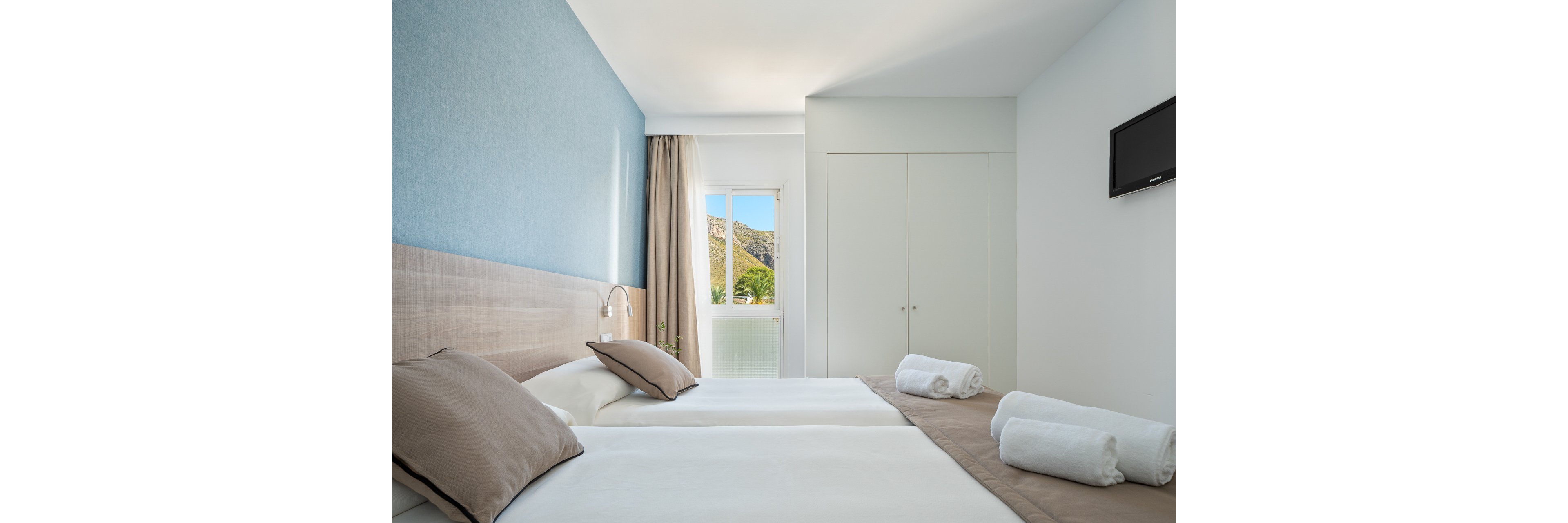 Puerto Azul Suite Hotel