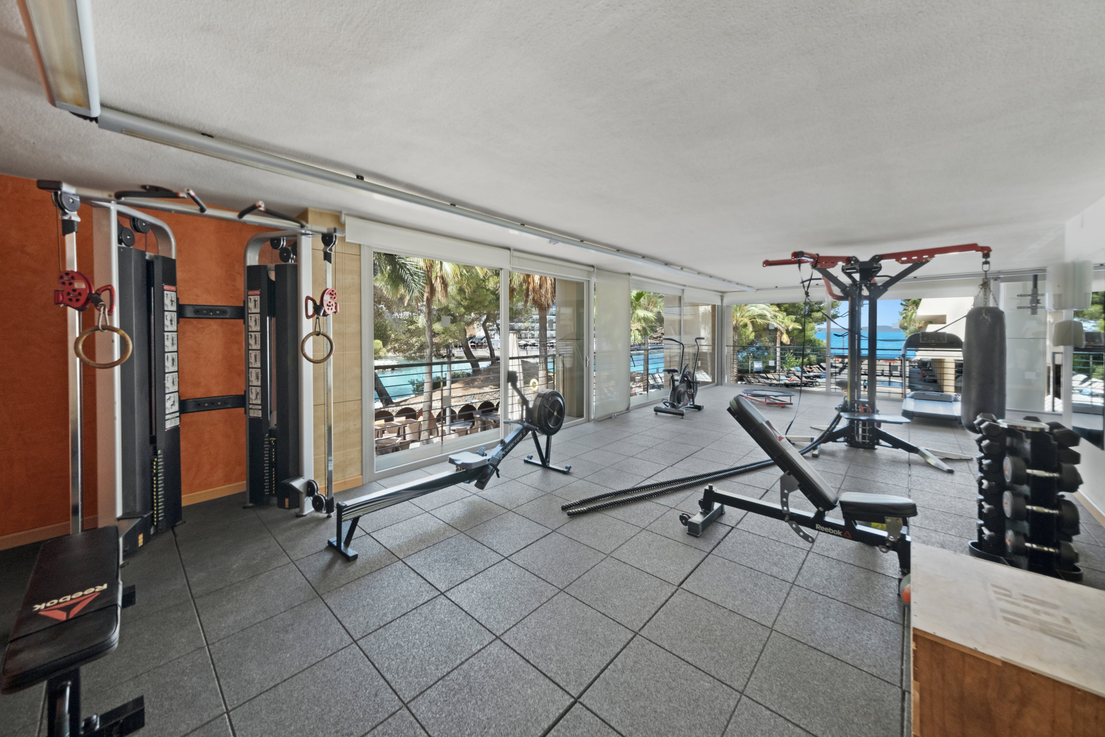 Occidental Cala Vinas