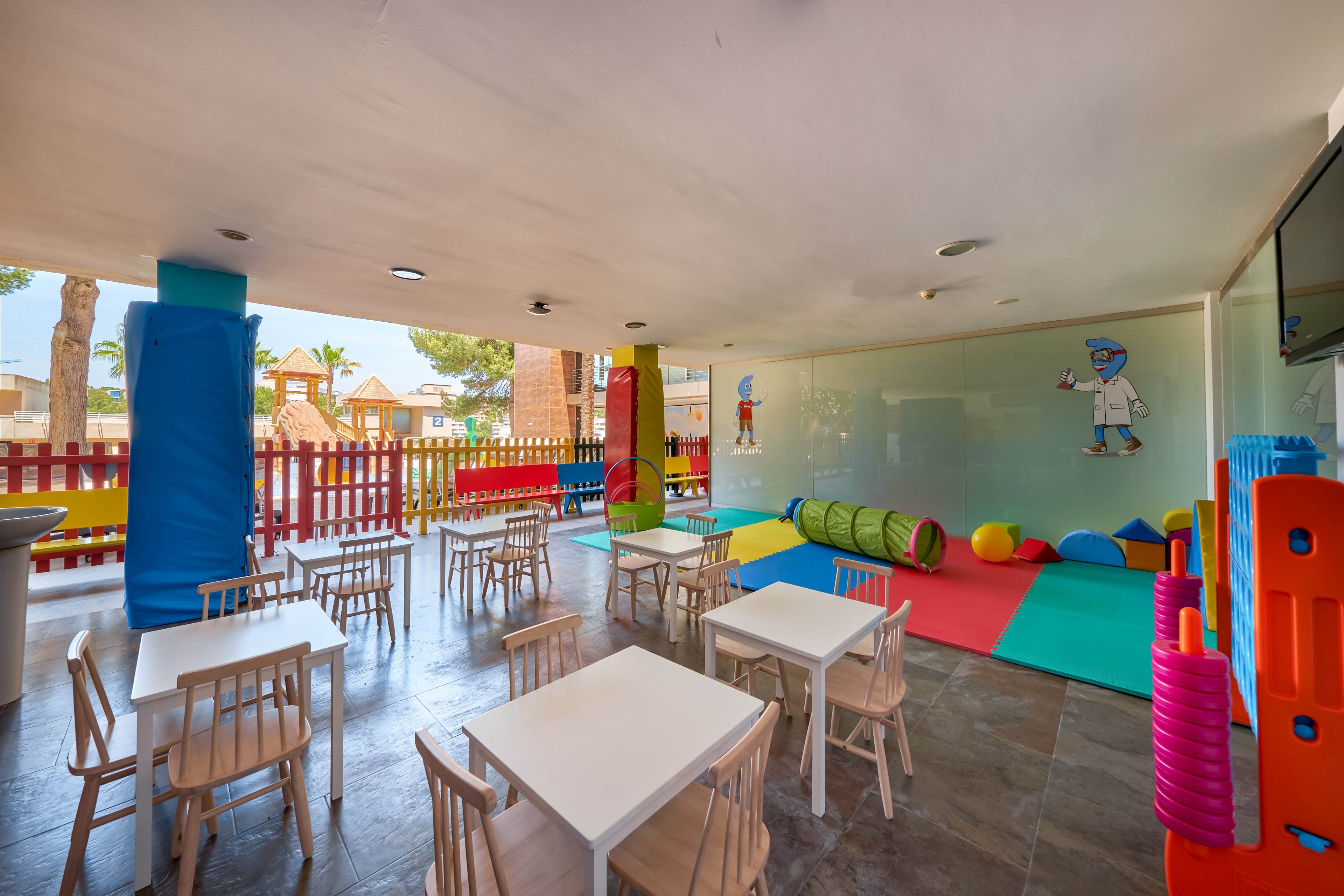 Occidental Cala Vinas