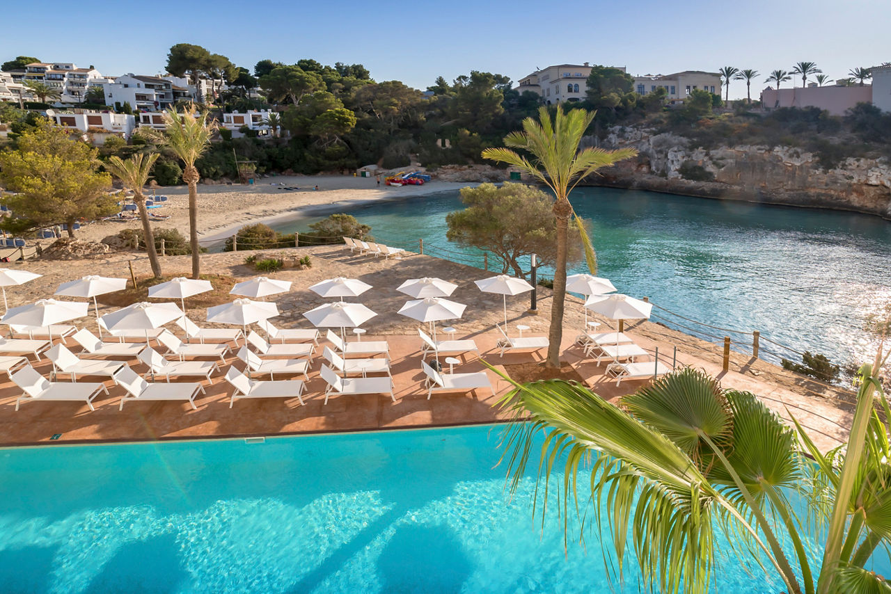 Barcelo Ponent Beach