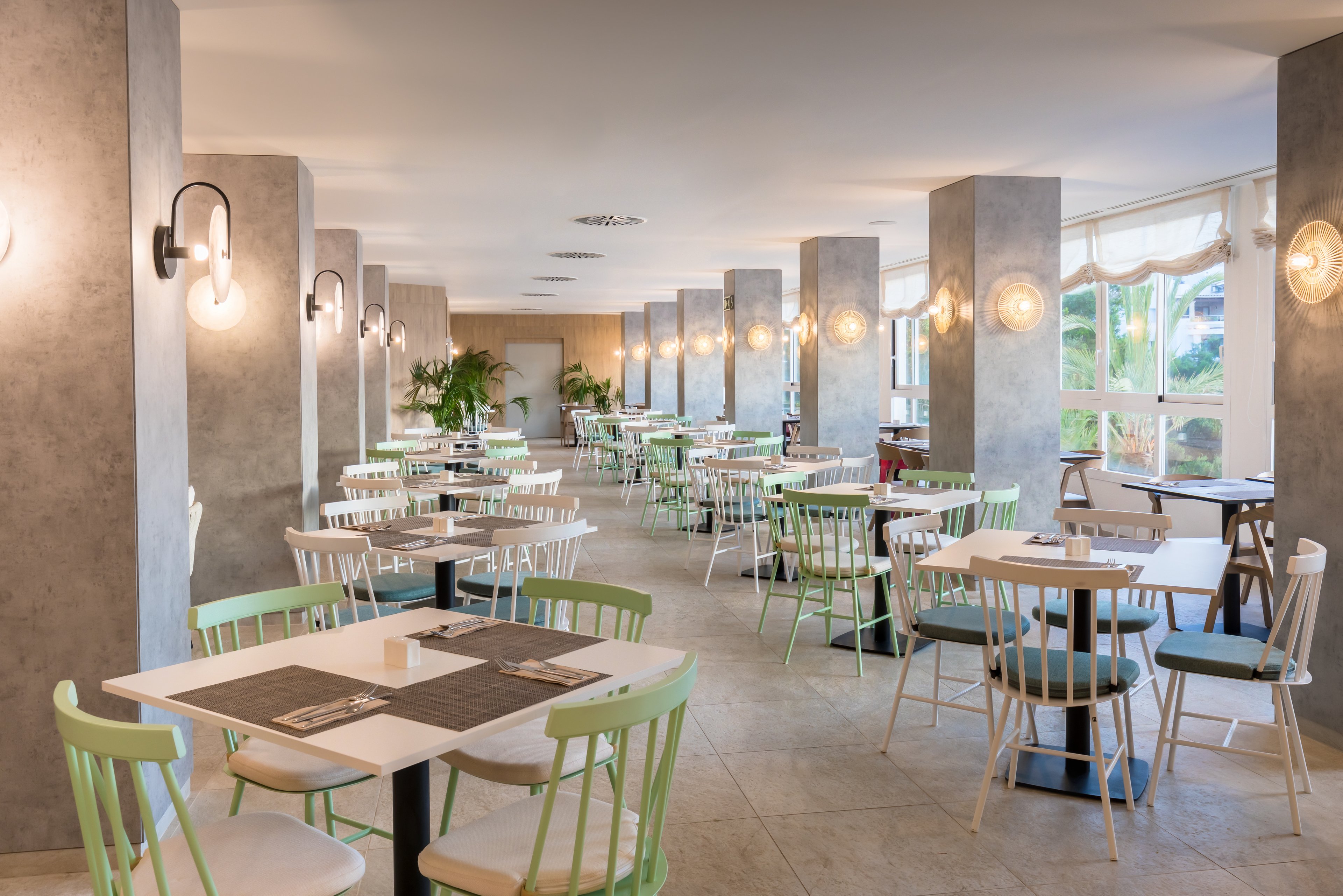 Barcelo Ponent Beach