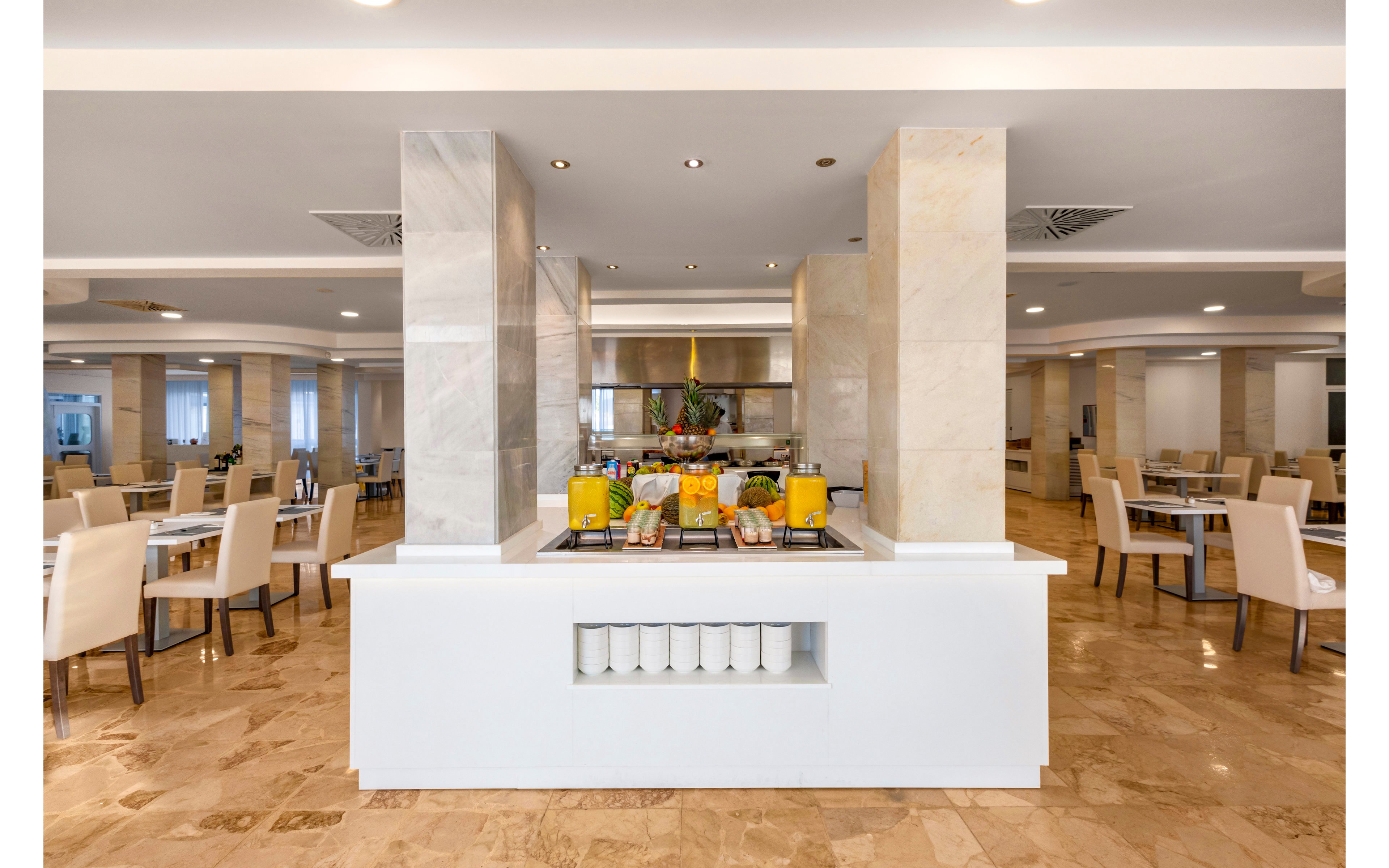 AluaSun Continental Park