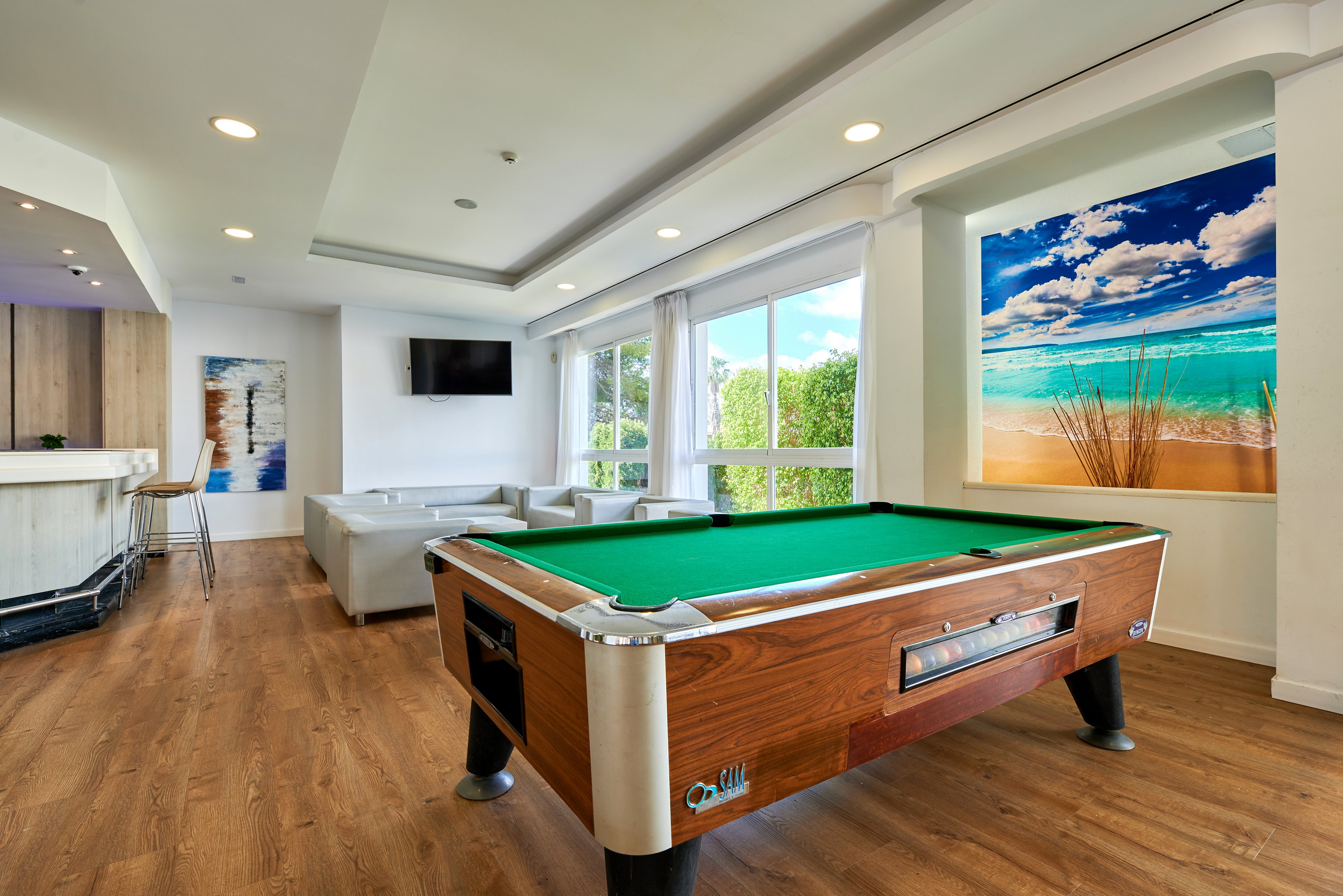 AluaSun Continental Park