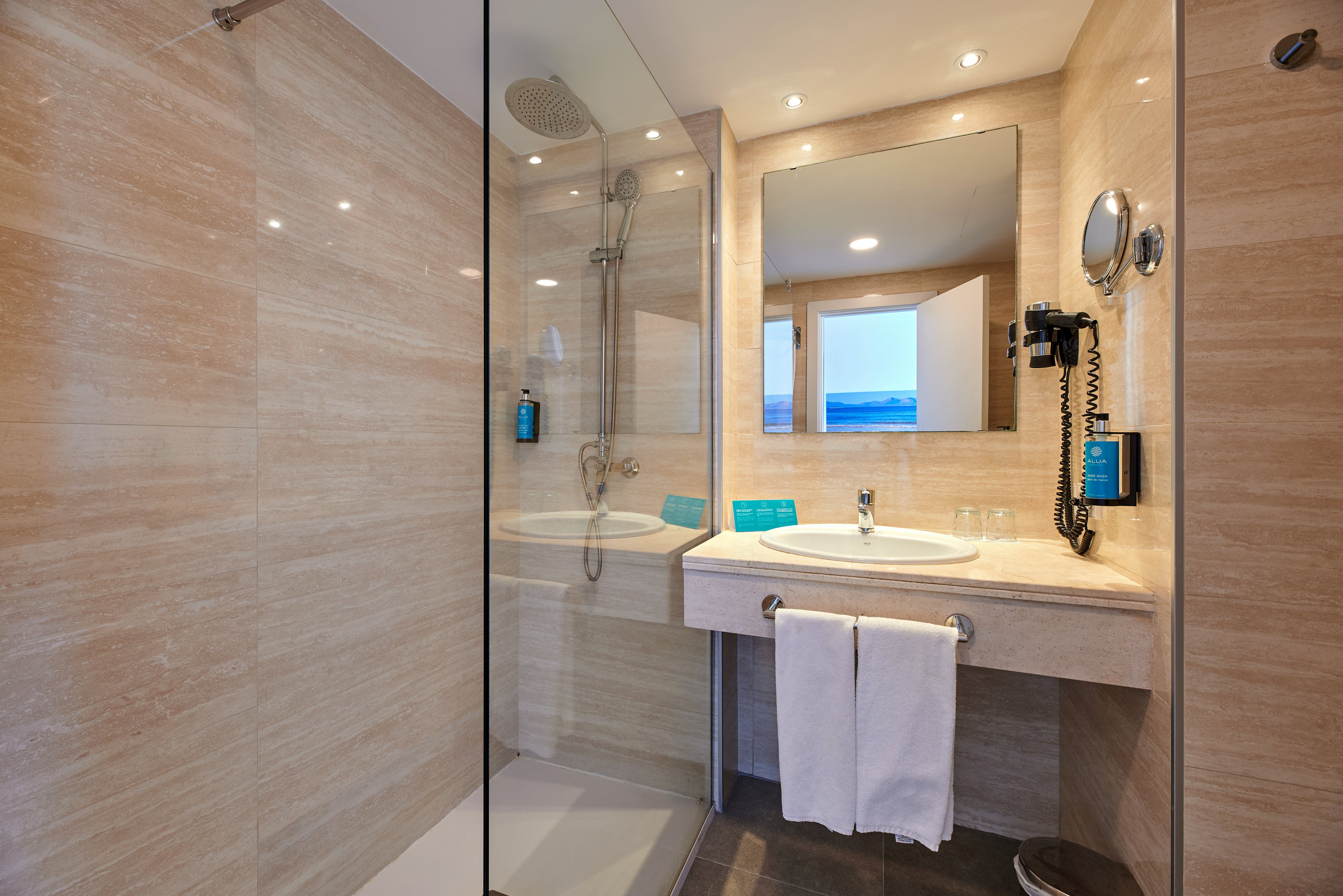 AluaSun Continental Park