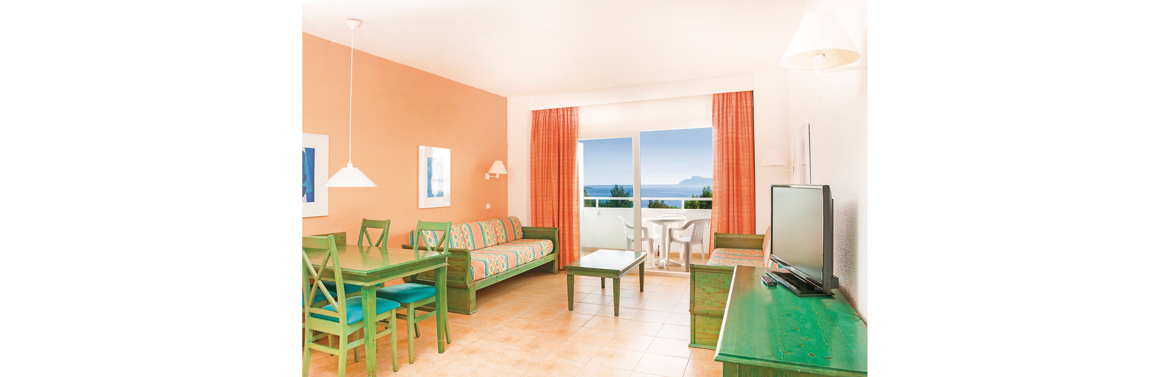 Iberostar Waves Ciudad Blanca