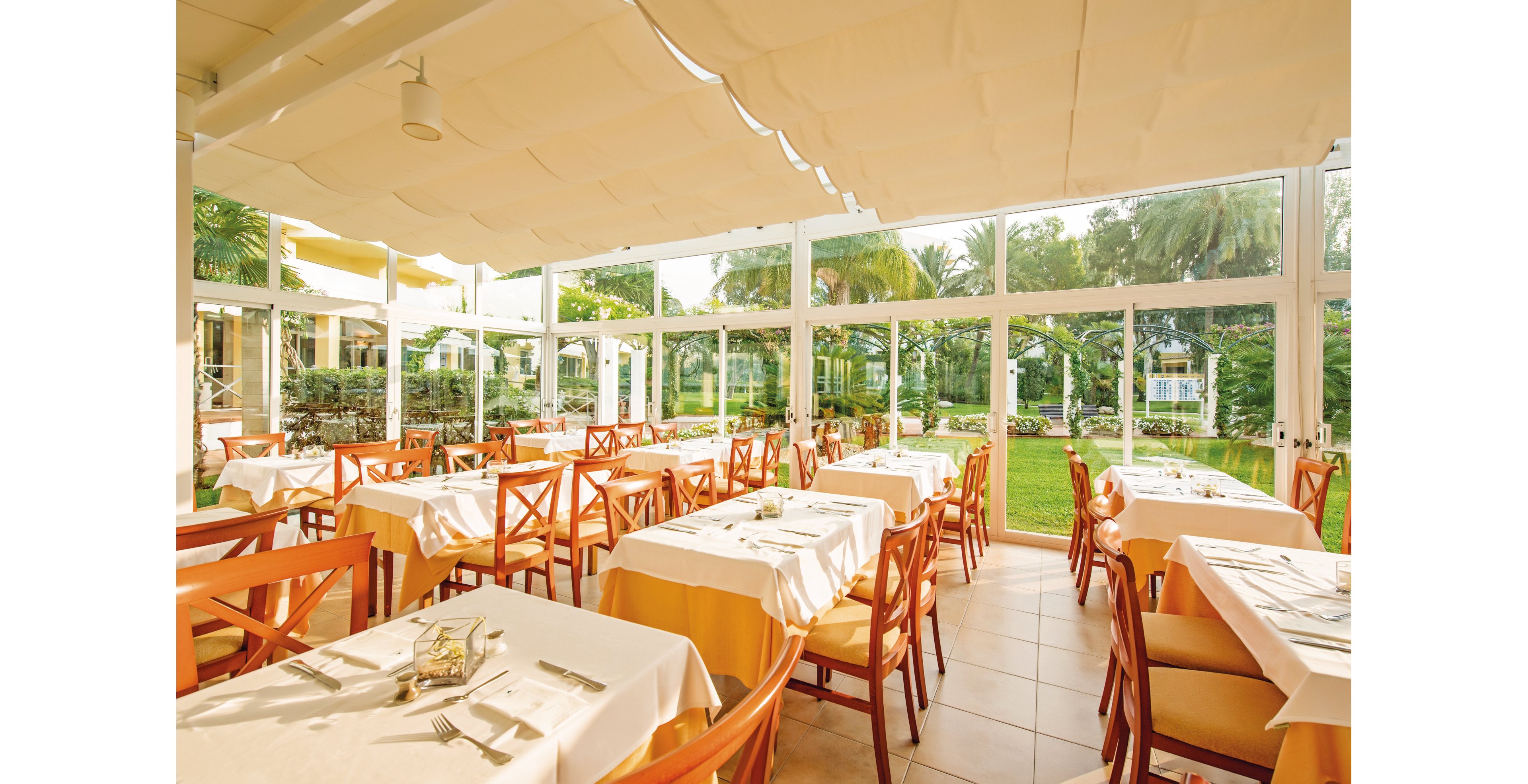 Iberostar Waves Ciudad Blanca