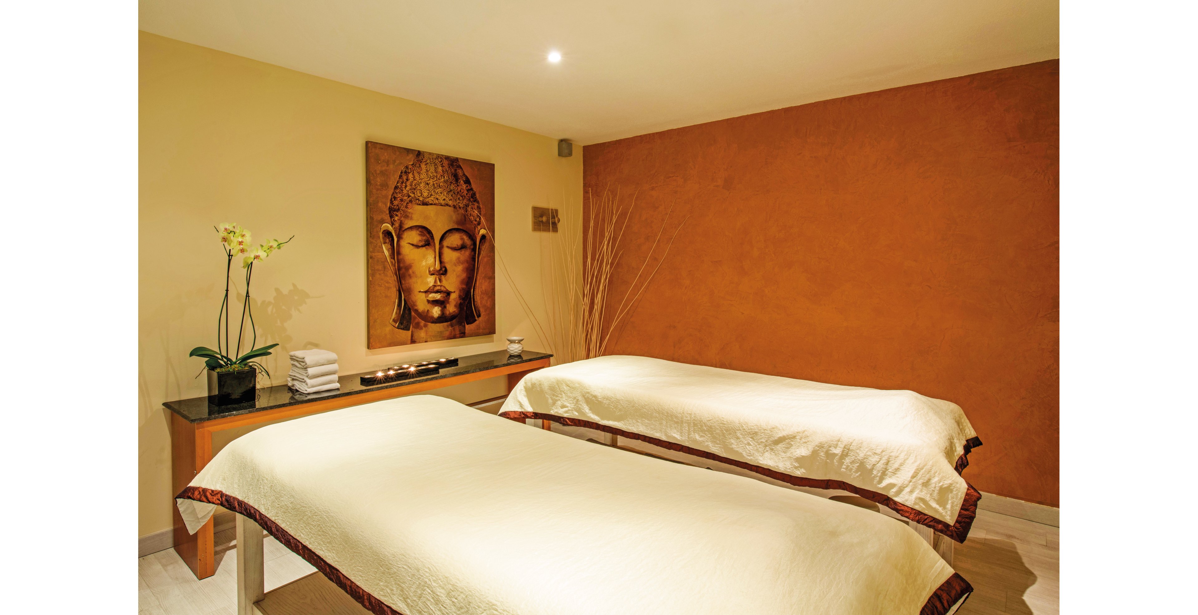 Iberostar Waves Ciudad Blanca