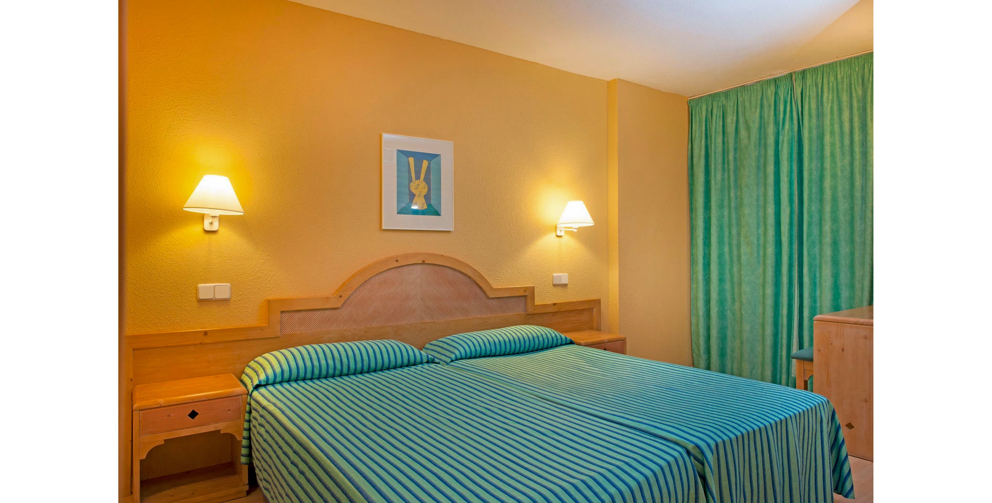 Iberostar Waves Ciudad Blanca