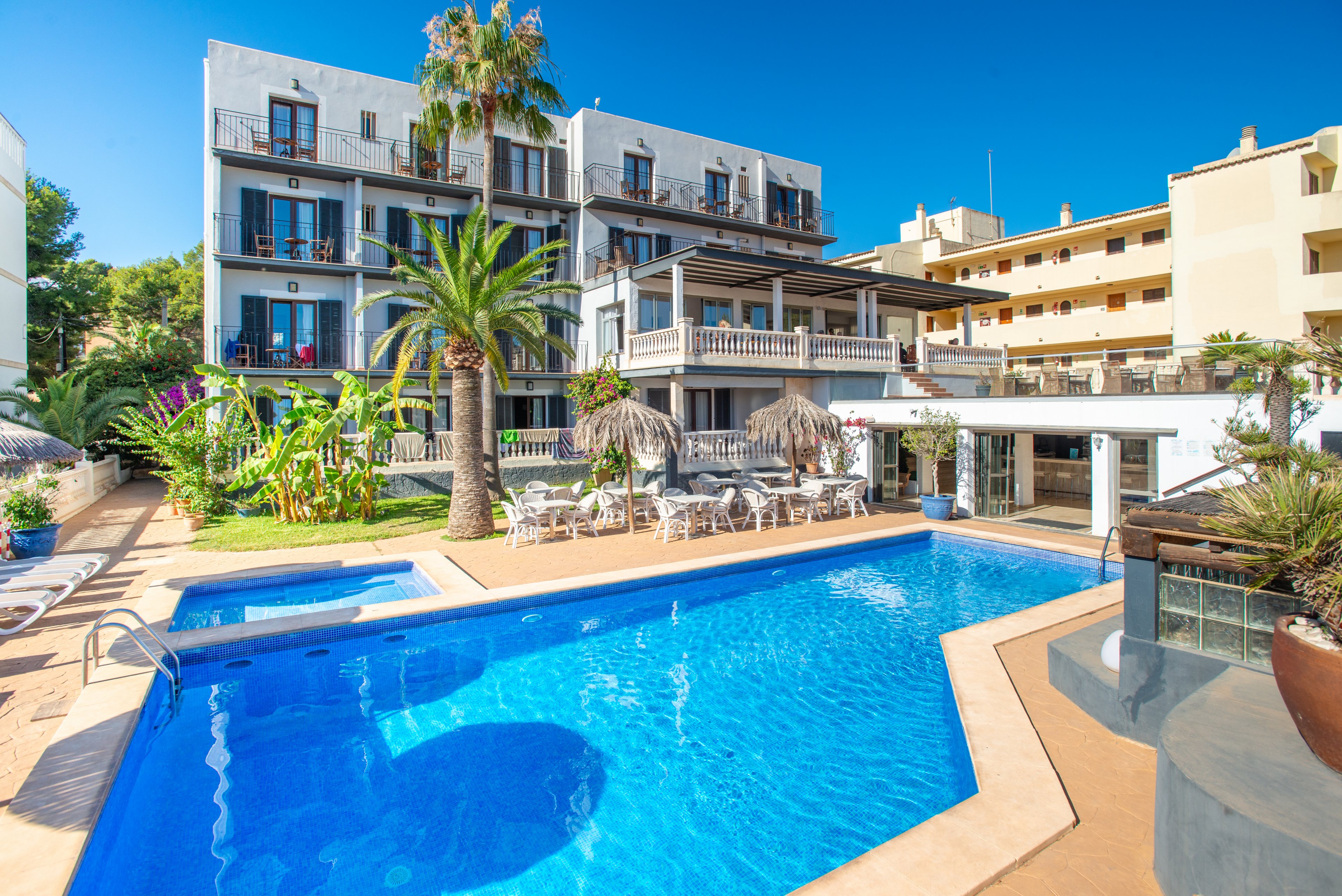 Hotel Navia Santa Ponsa formerly Bon Repos