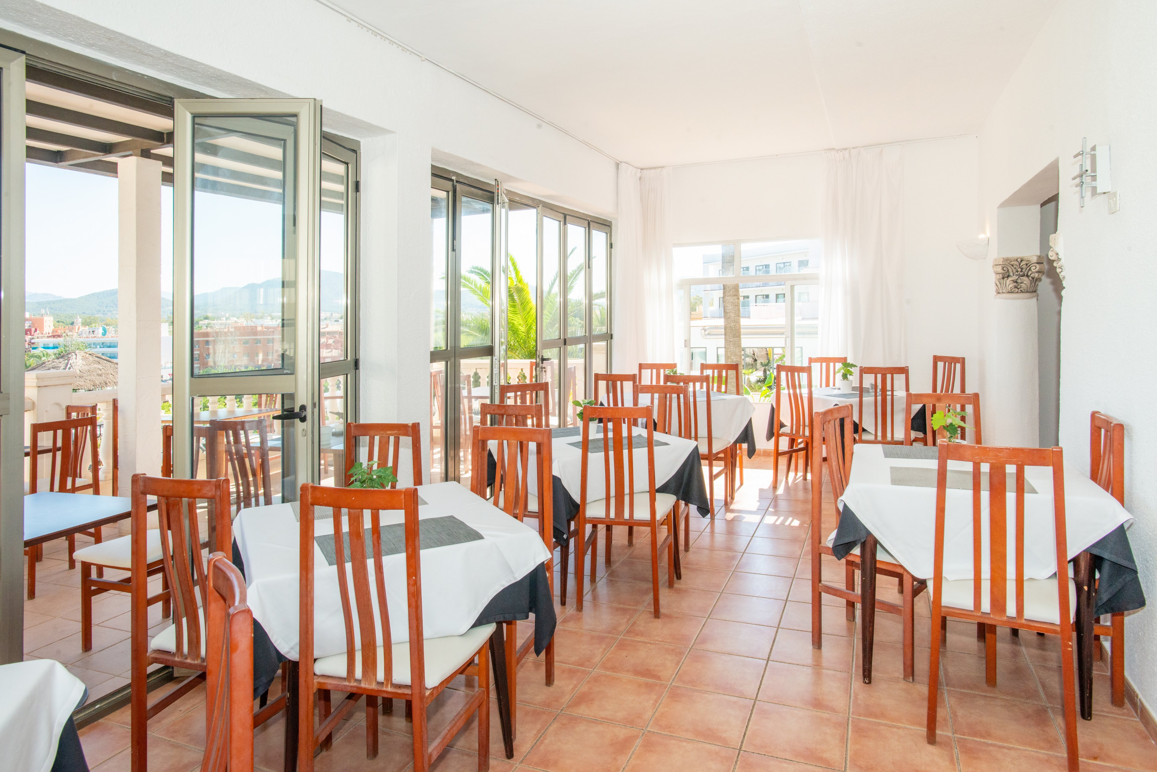 Hotel Navia Santa Ponsa formerly Bon Repos