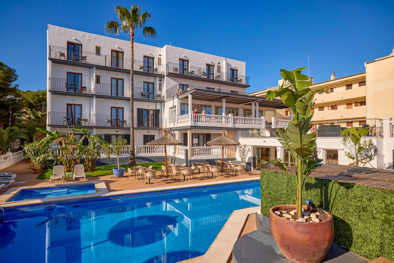 Hotel Navia Santa Ponsa formerly Bon Repos