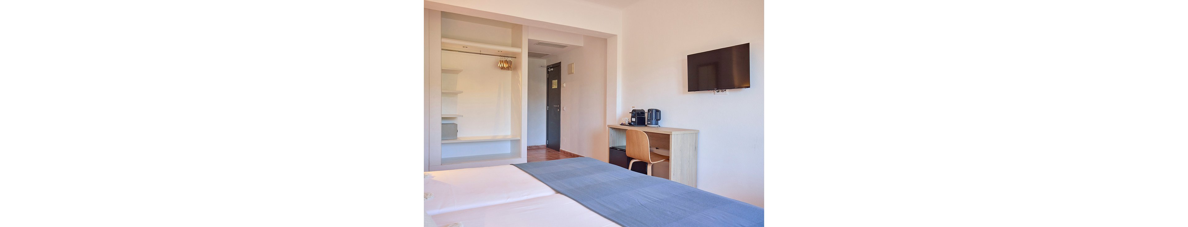 Hotel Navia Santa Ponsa formerly Bon Repos