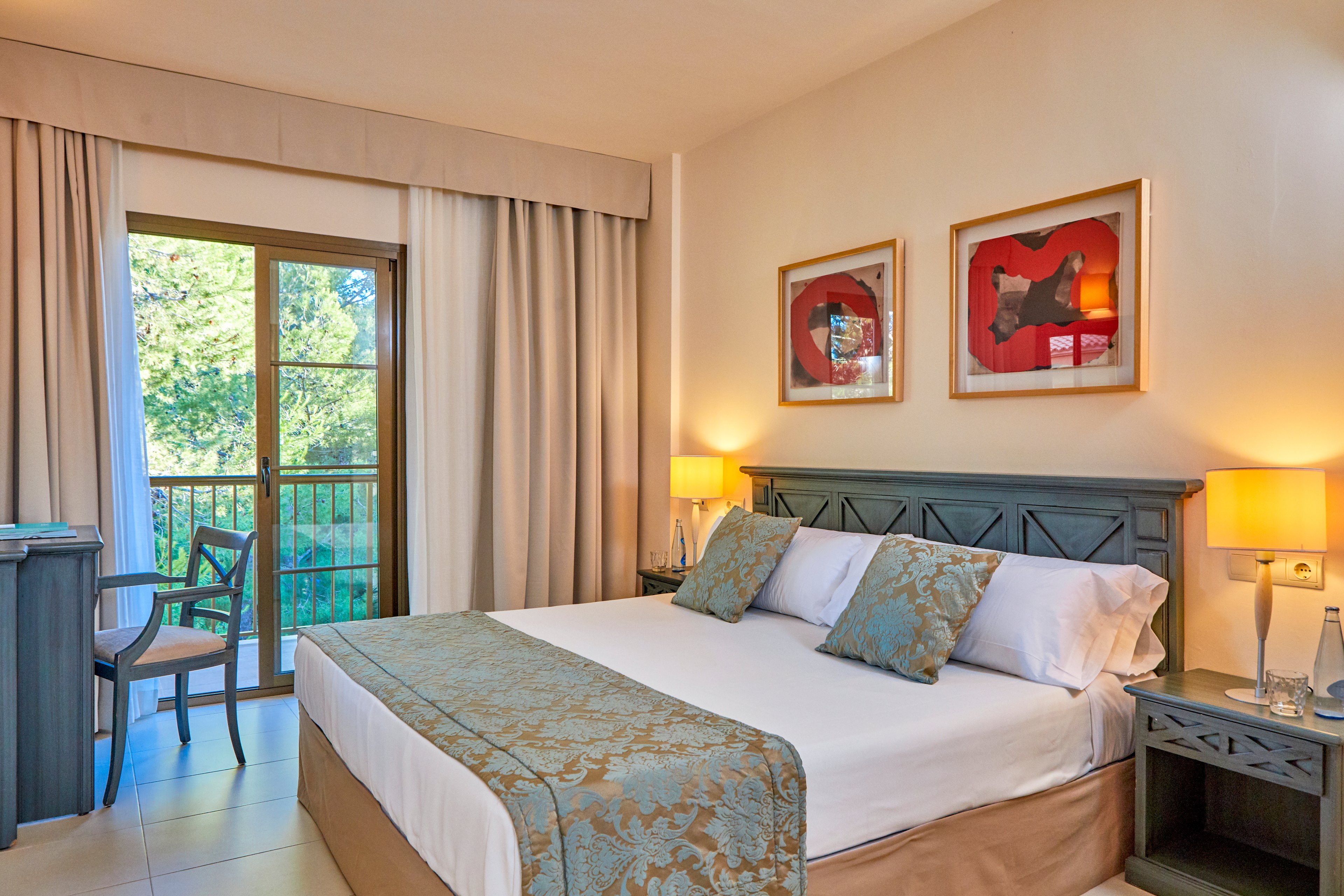 Zafiro Cala Mesquida