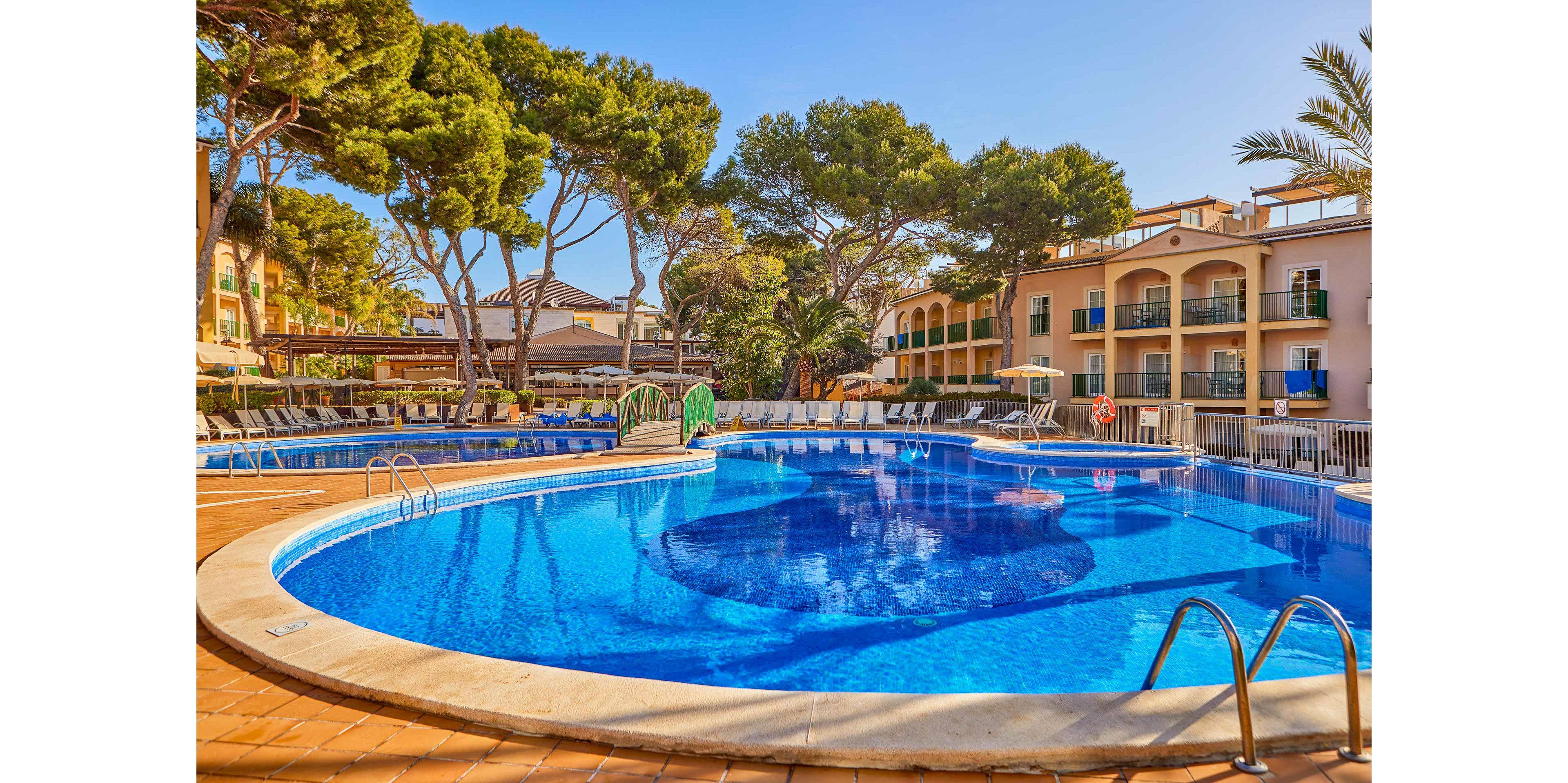 Zafiro Cala Mesquida