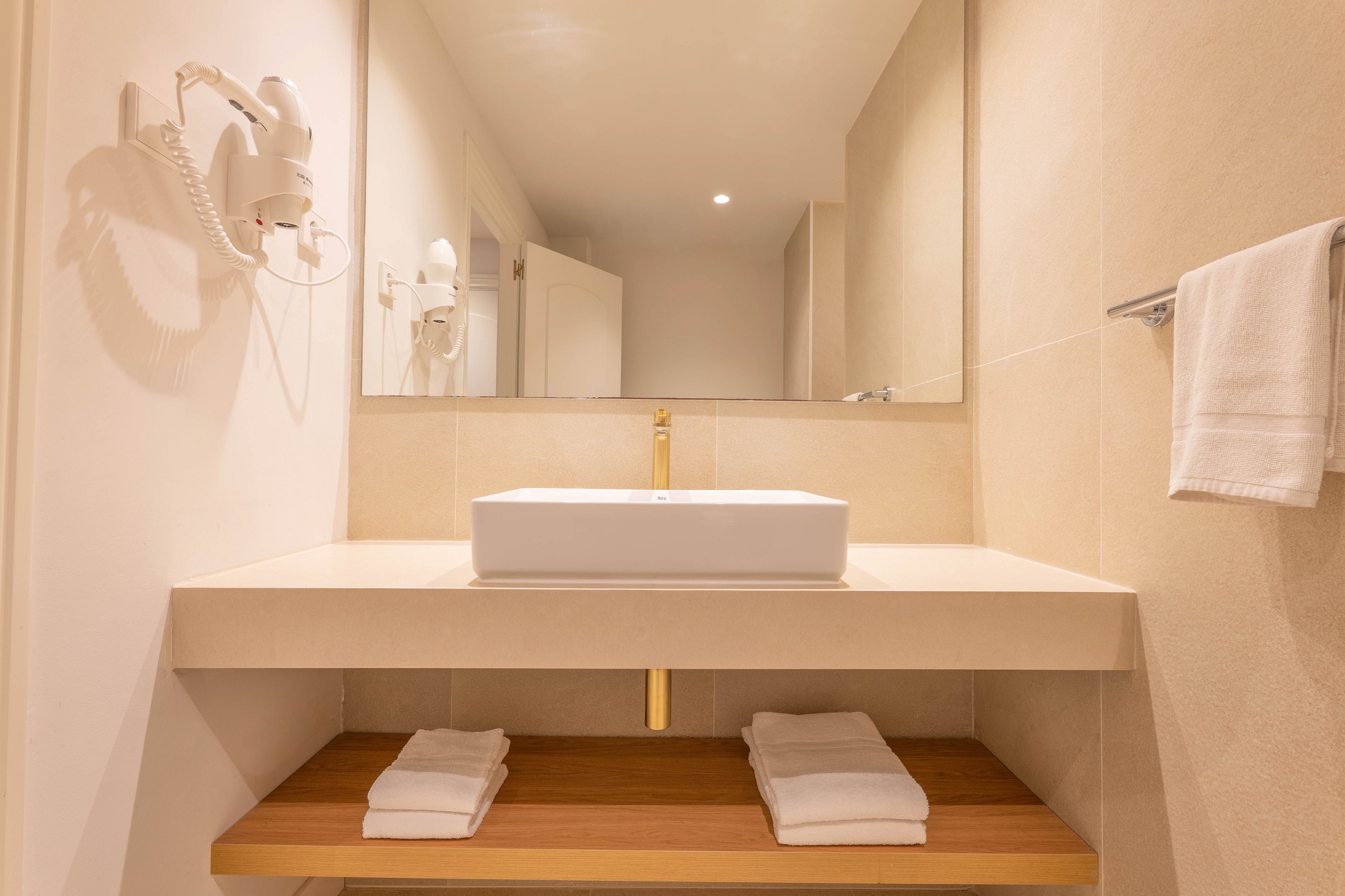 Caprice Vell Mari Hotel and Resort