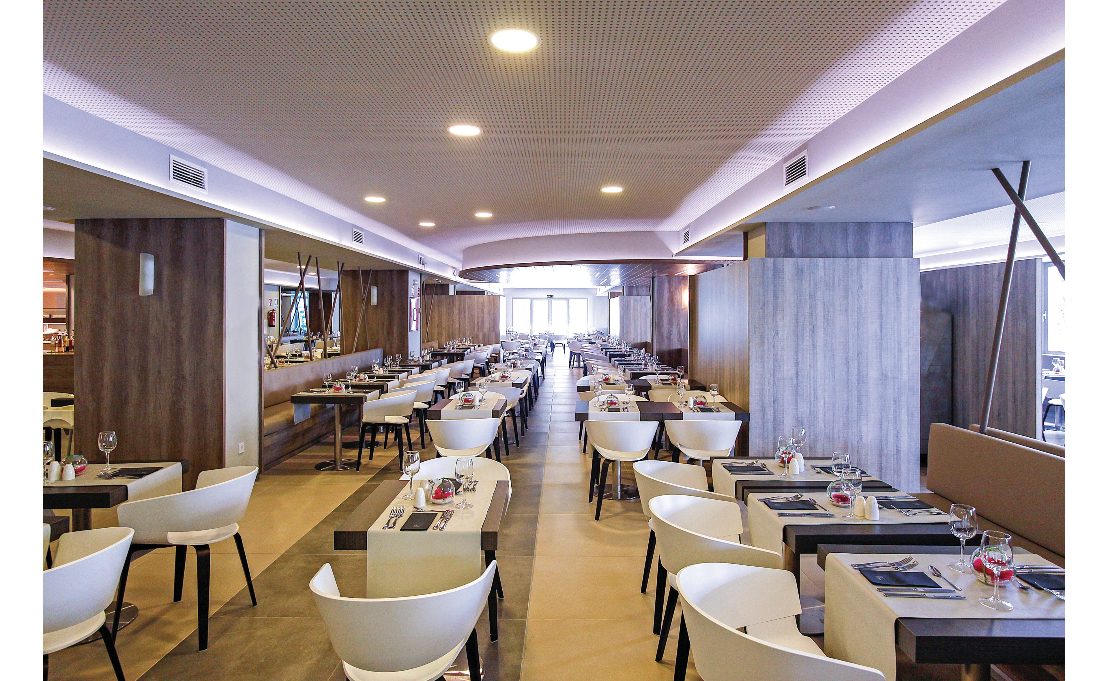 Tonga Tower Design Hotel and Suites