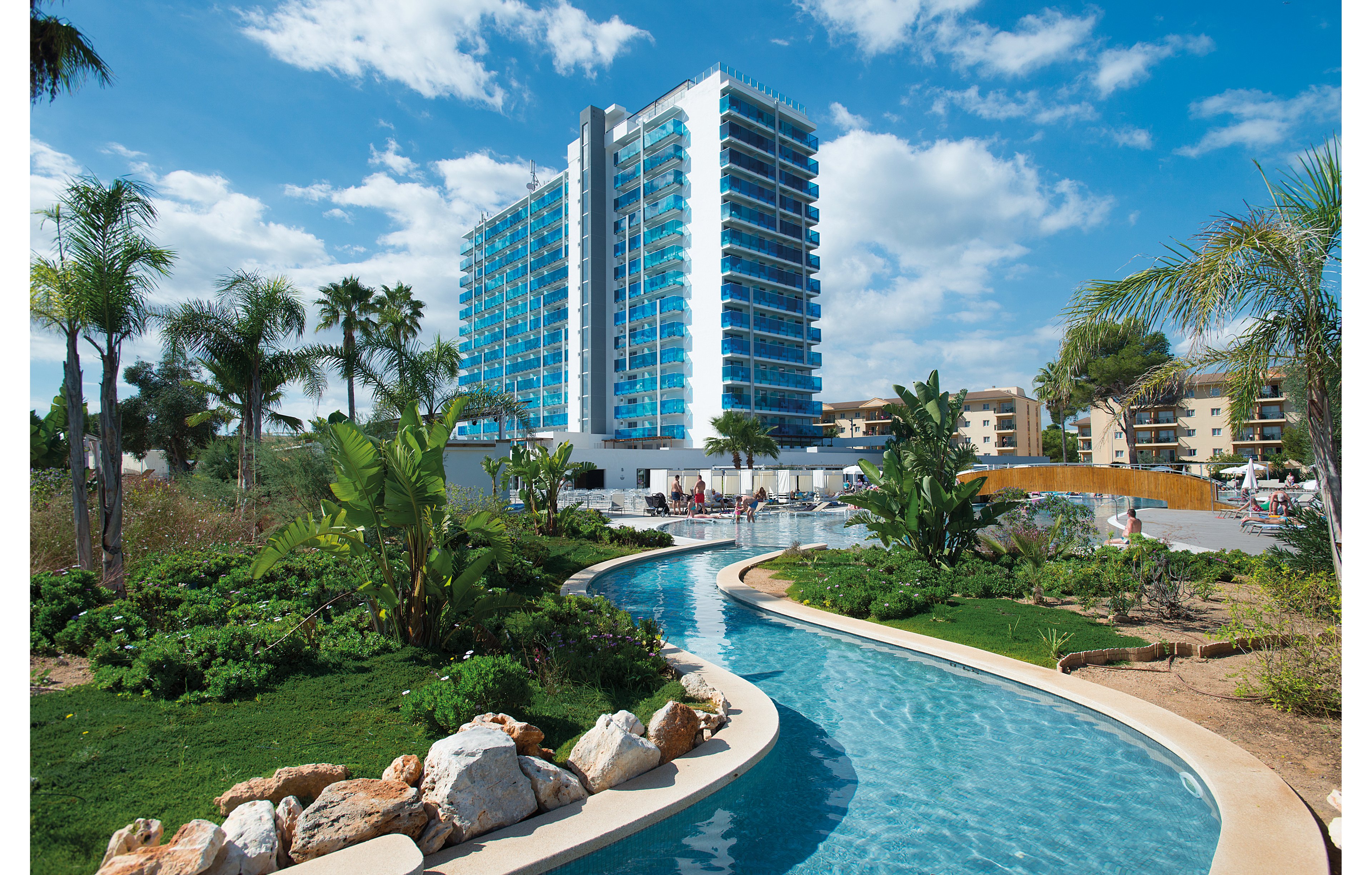 Tonga Tower Design Hotel and Suites