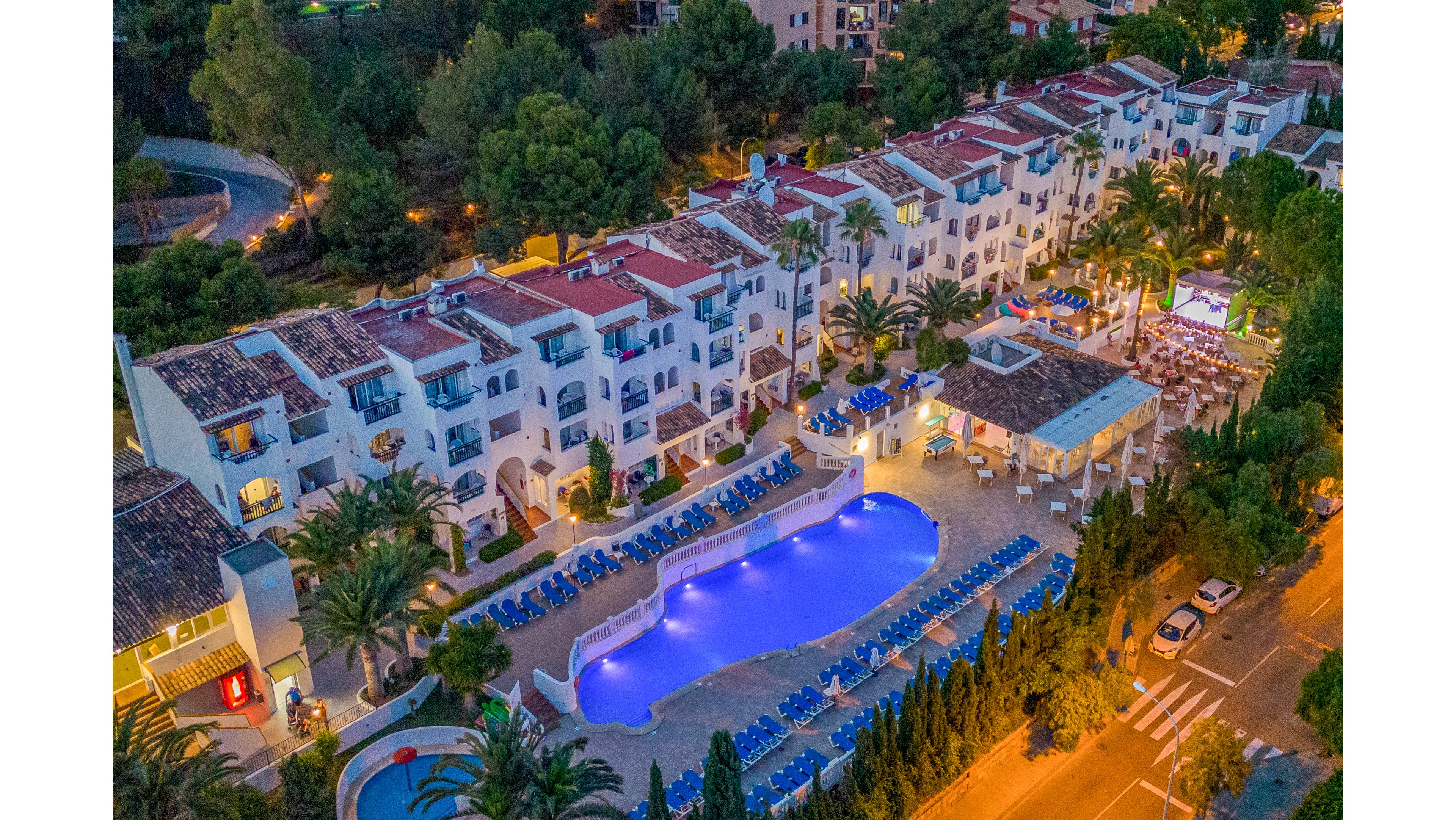 Holiday Center Apartments