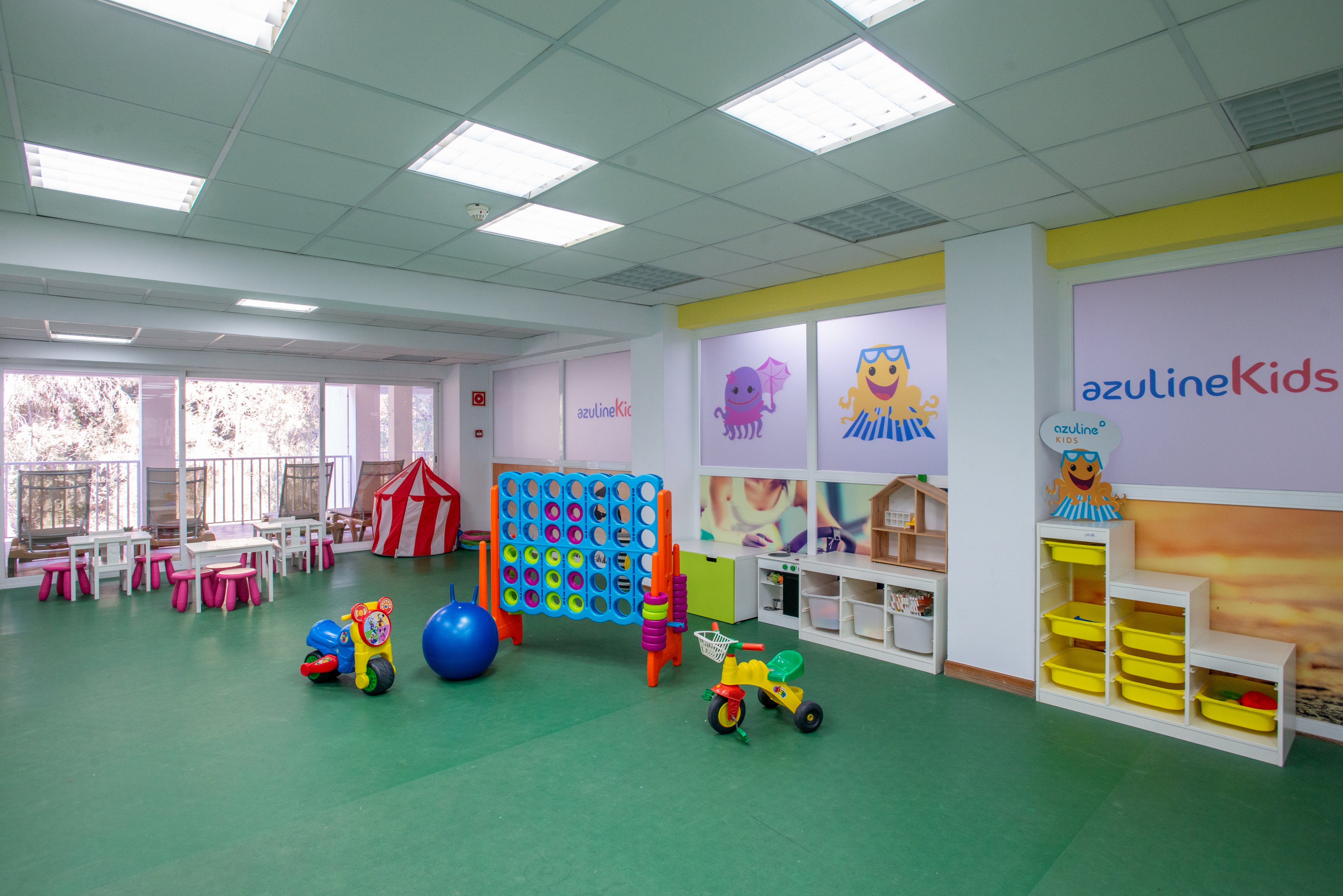 Azuline Hotel Bahamas