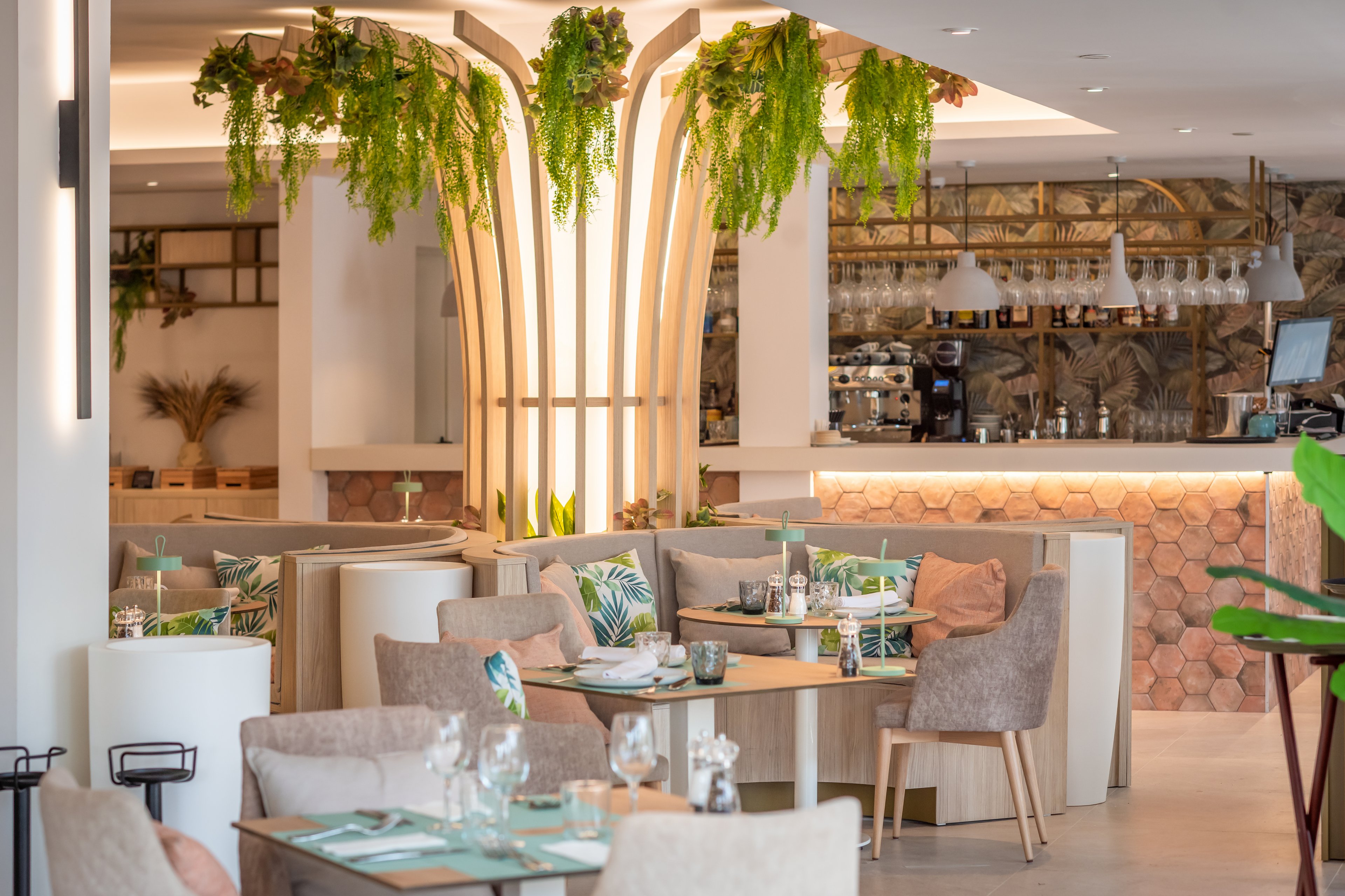 Valentin Grand Park Suite Hotel