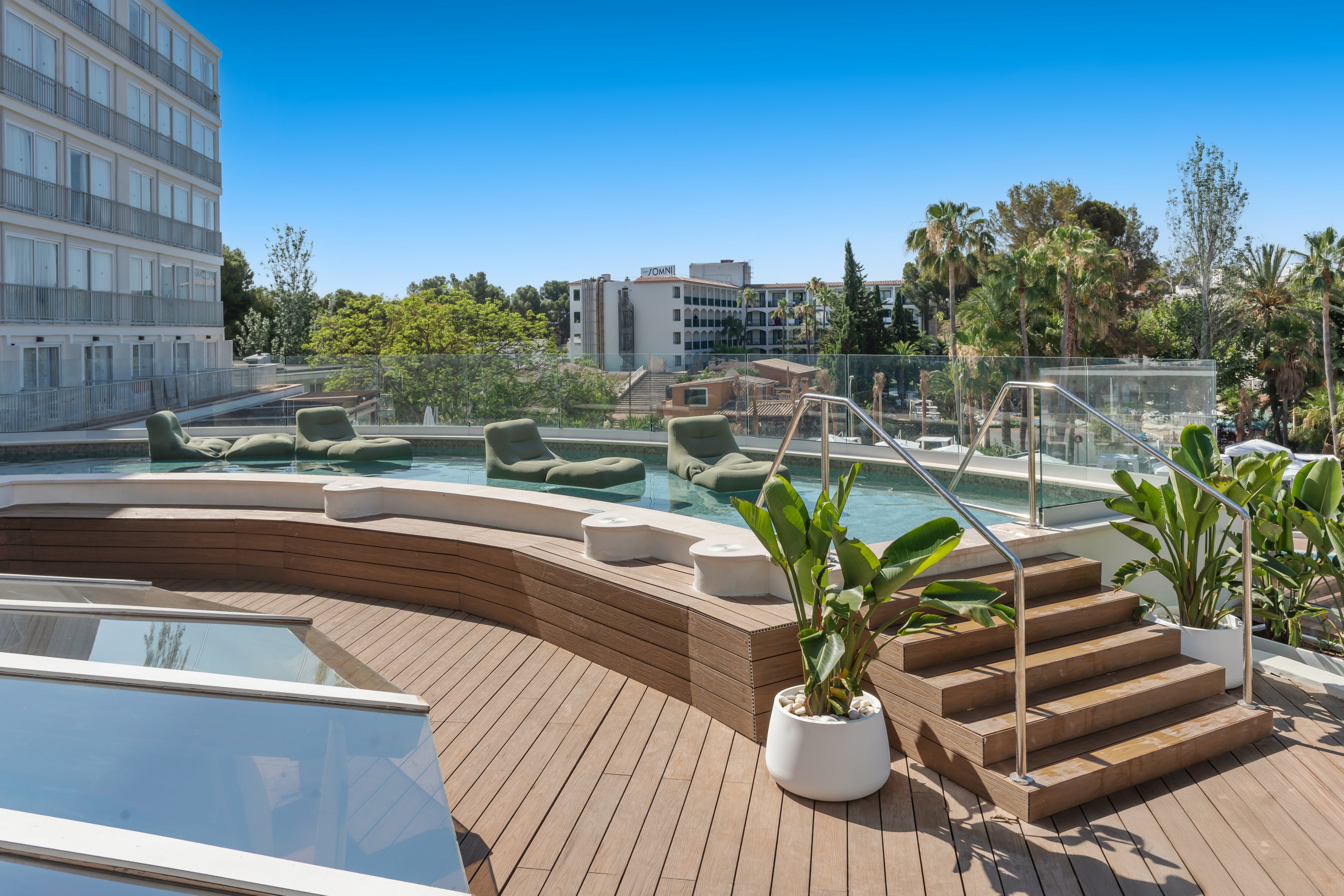 Valentin Grand Park Suite Hotel