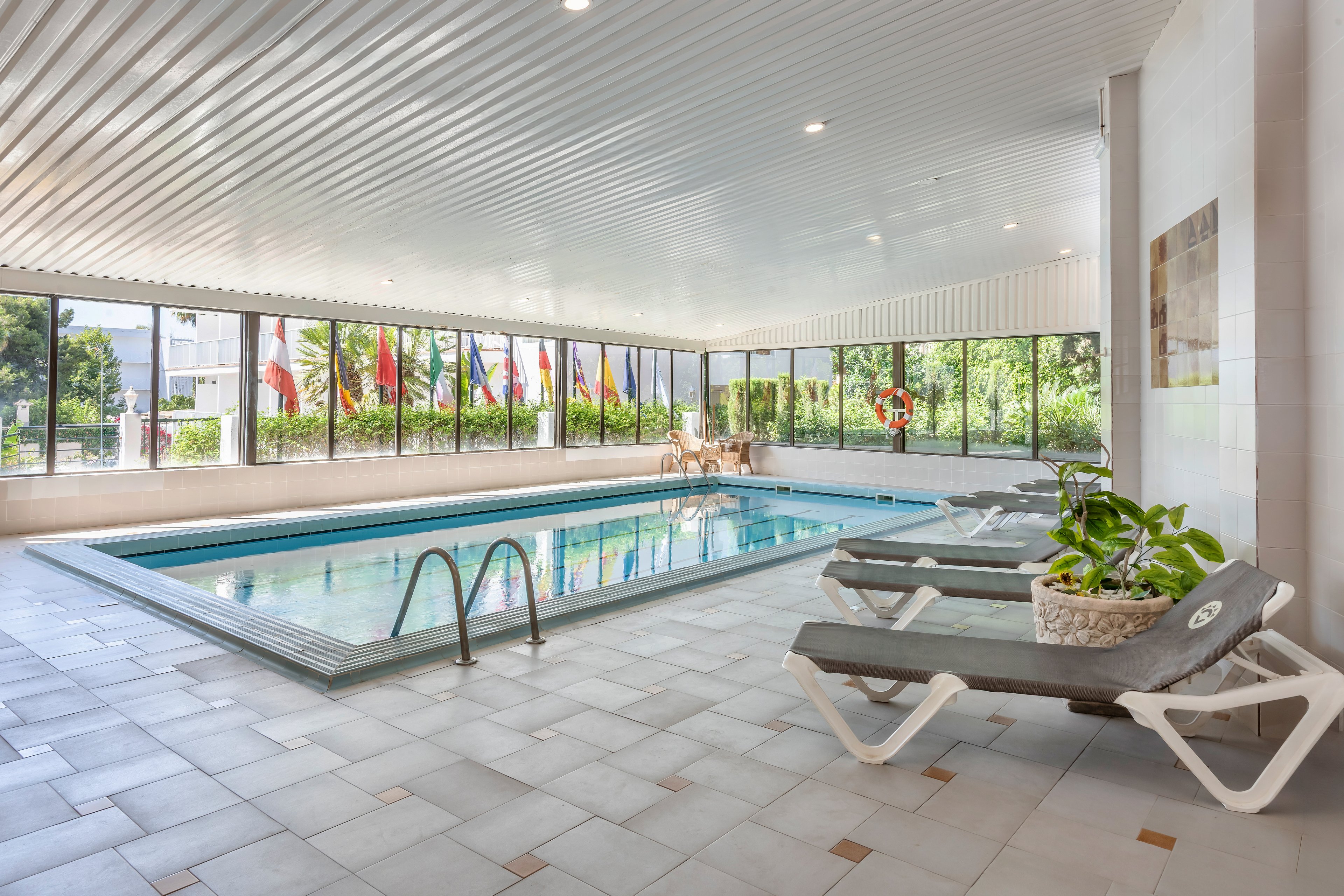 Valentin Grand Park Suite Hotel