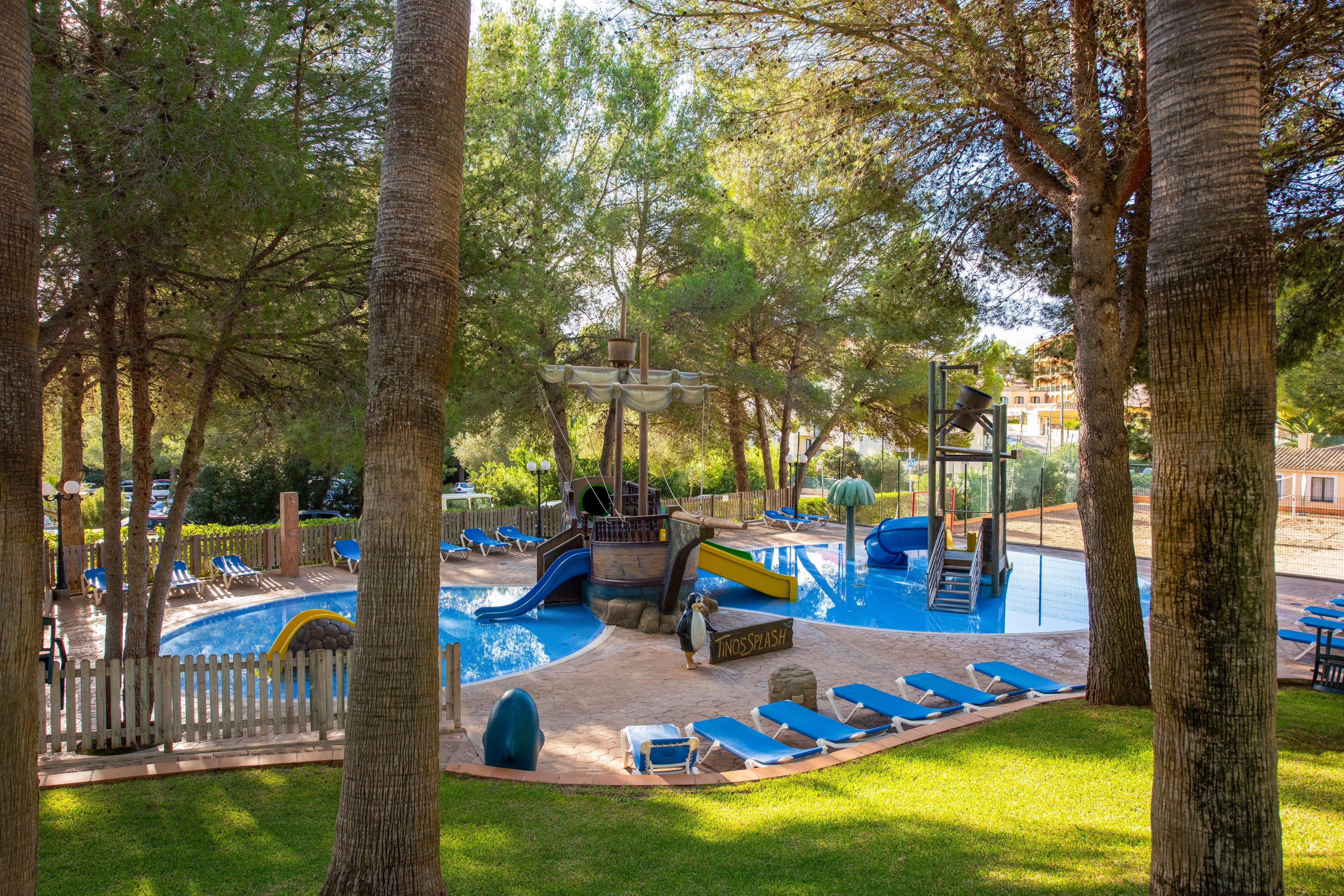 Valentin Grand Park Suite Hotel