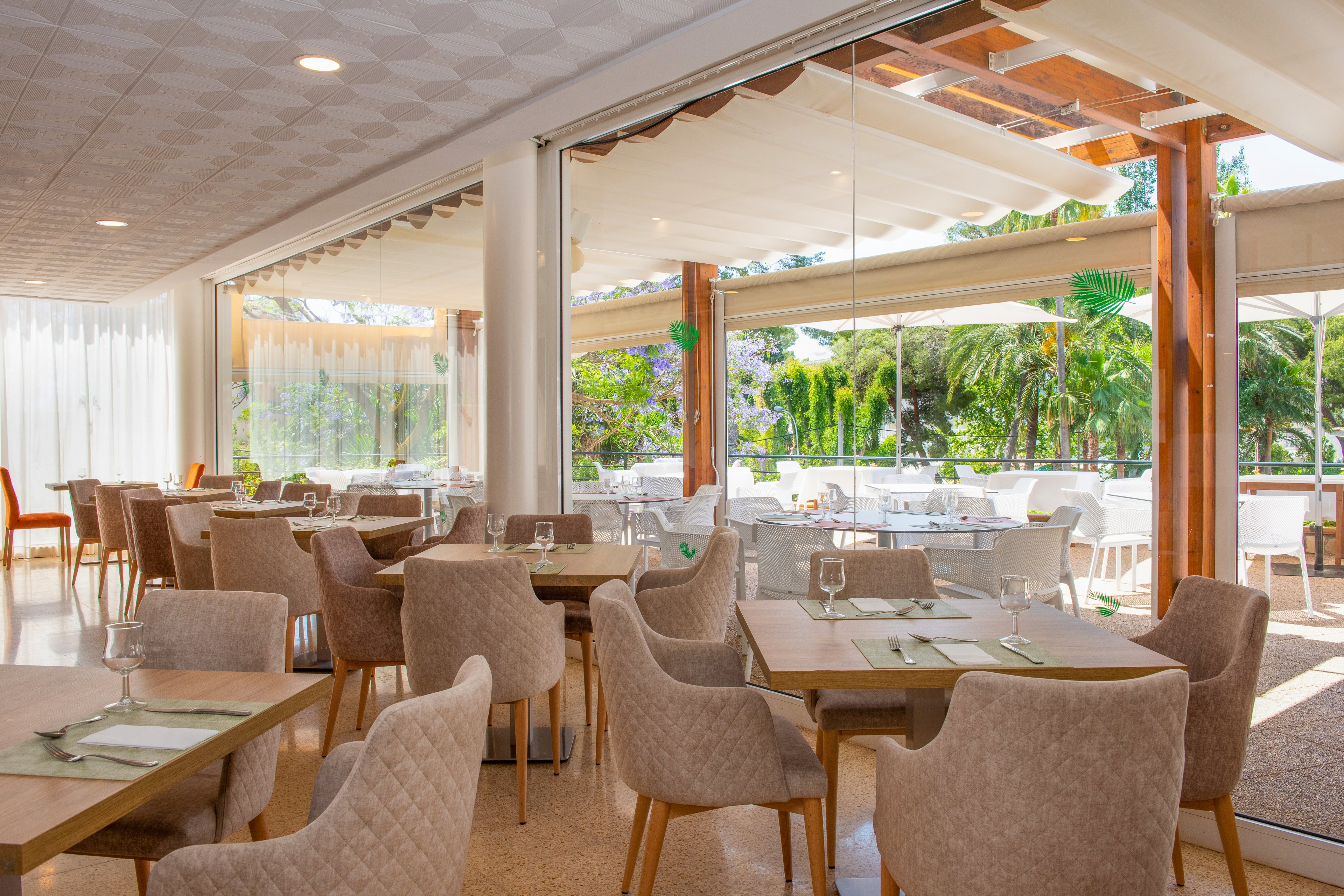 Valentin Grand Park Suite Hotel