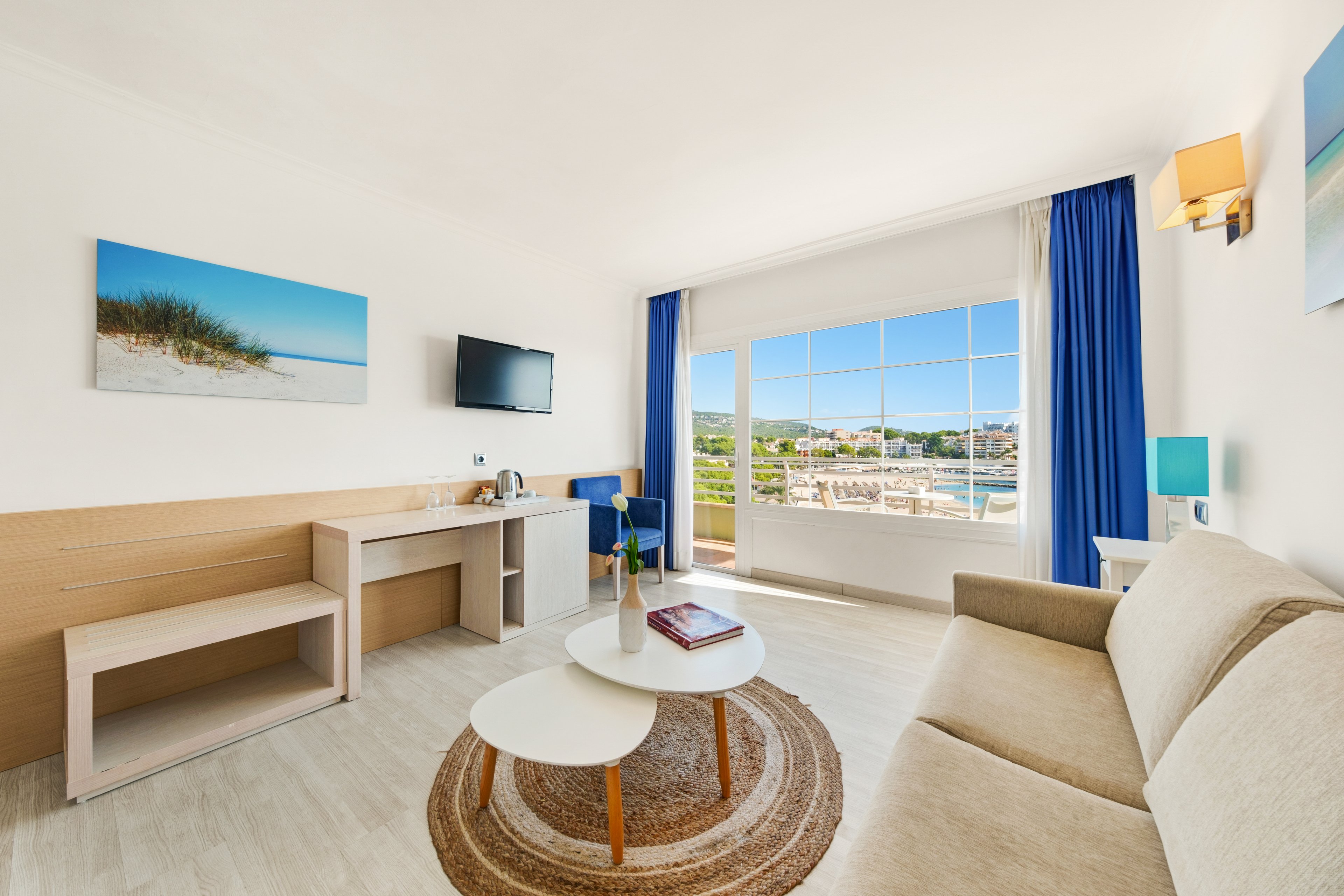 Agua Beach Hotel - Adults Only