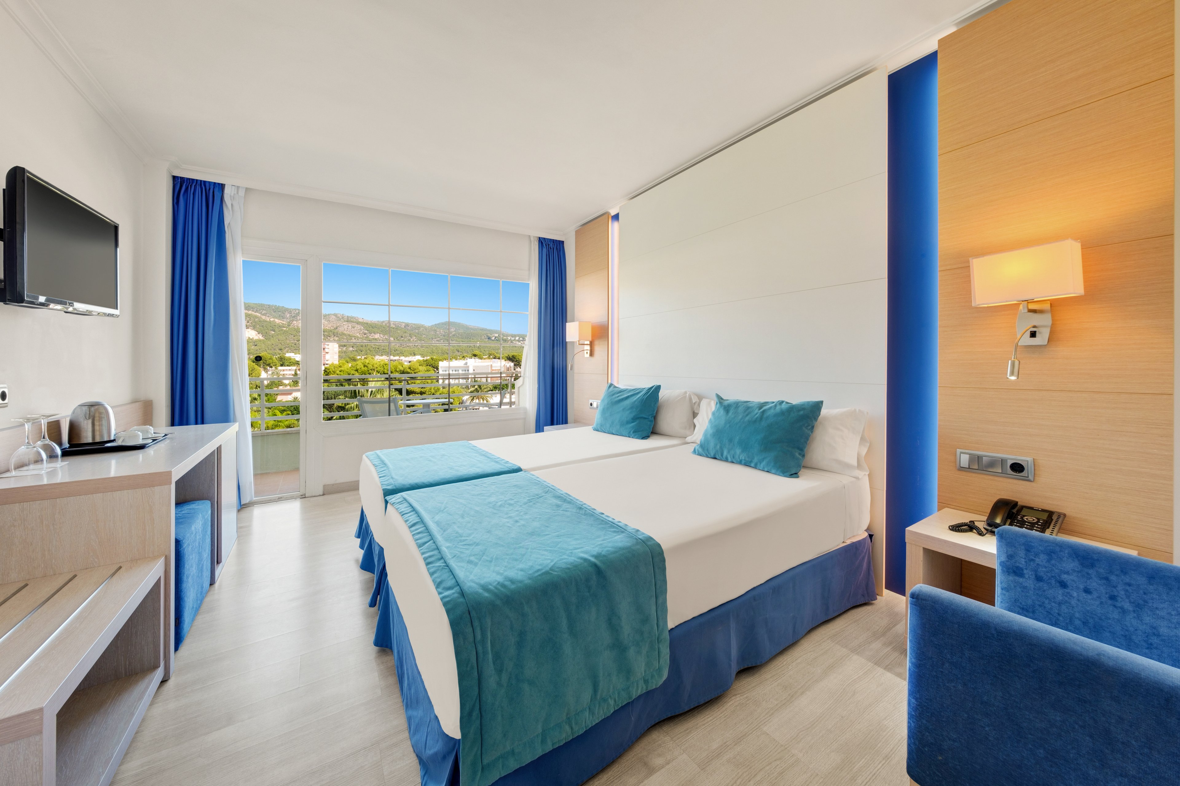 Agua Beach Hotel - Adults Only