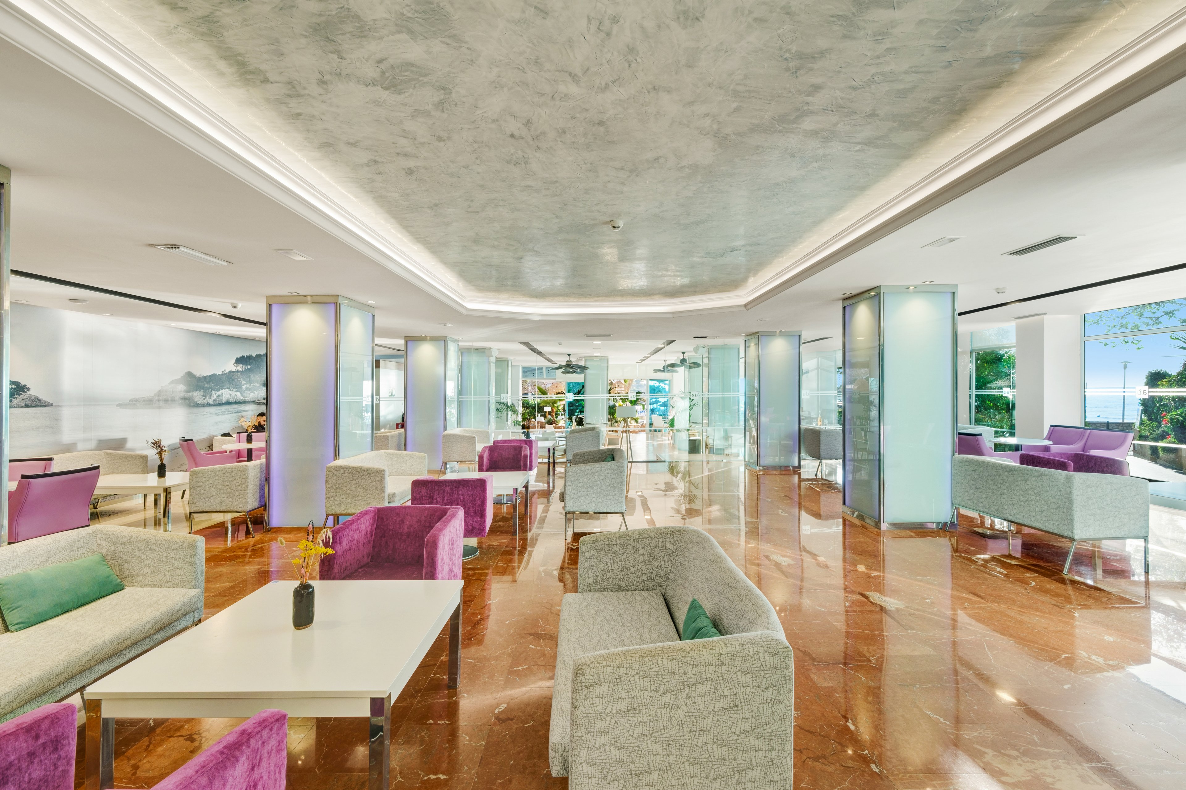 Agua Beach Hotel - Adults Only