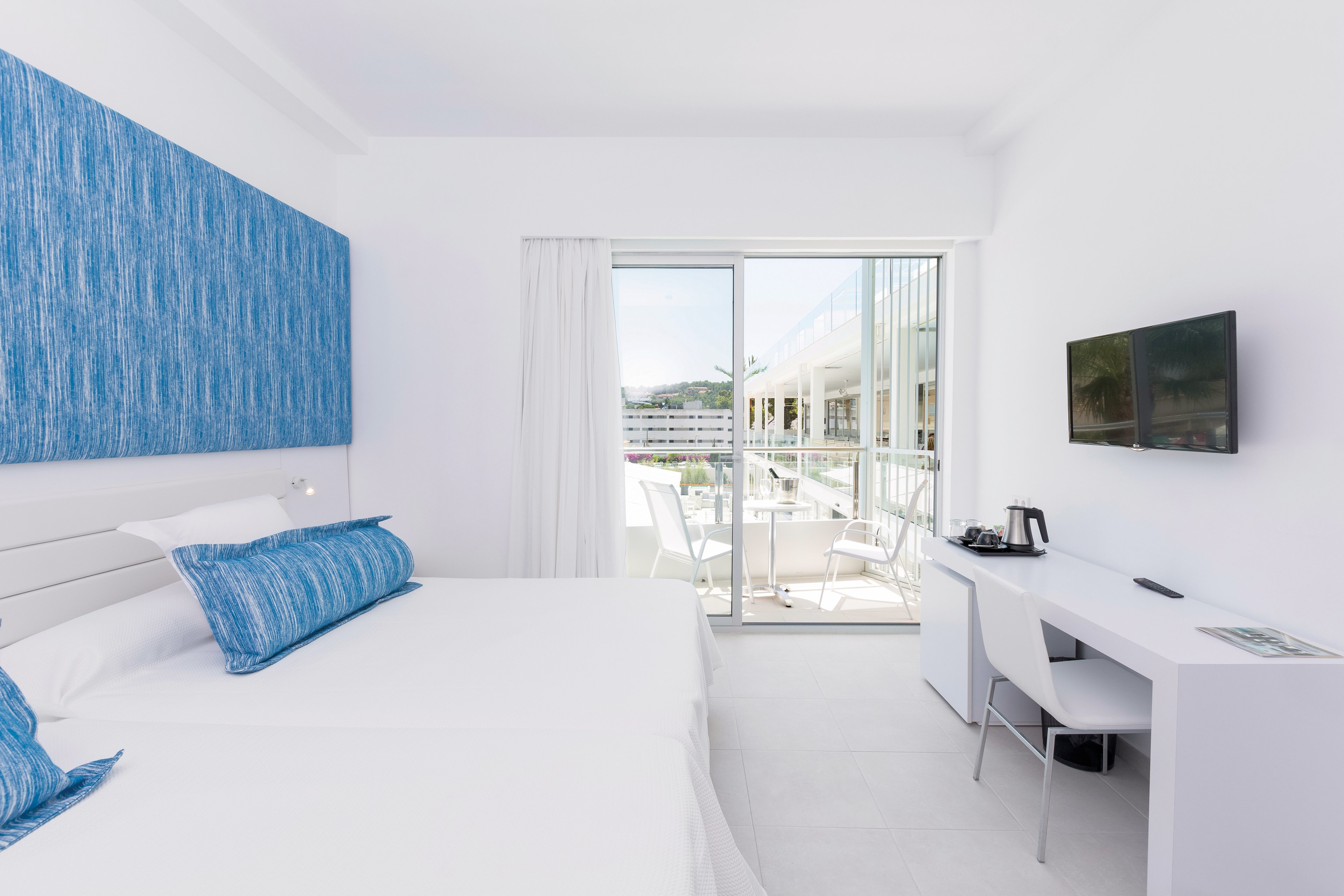 Reverence Mare Hotel