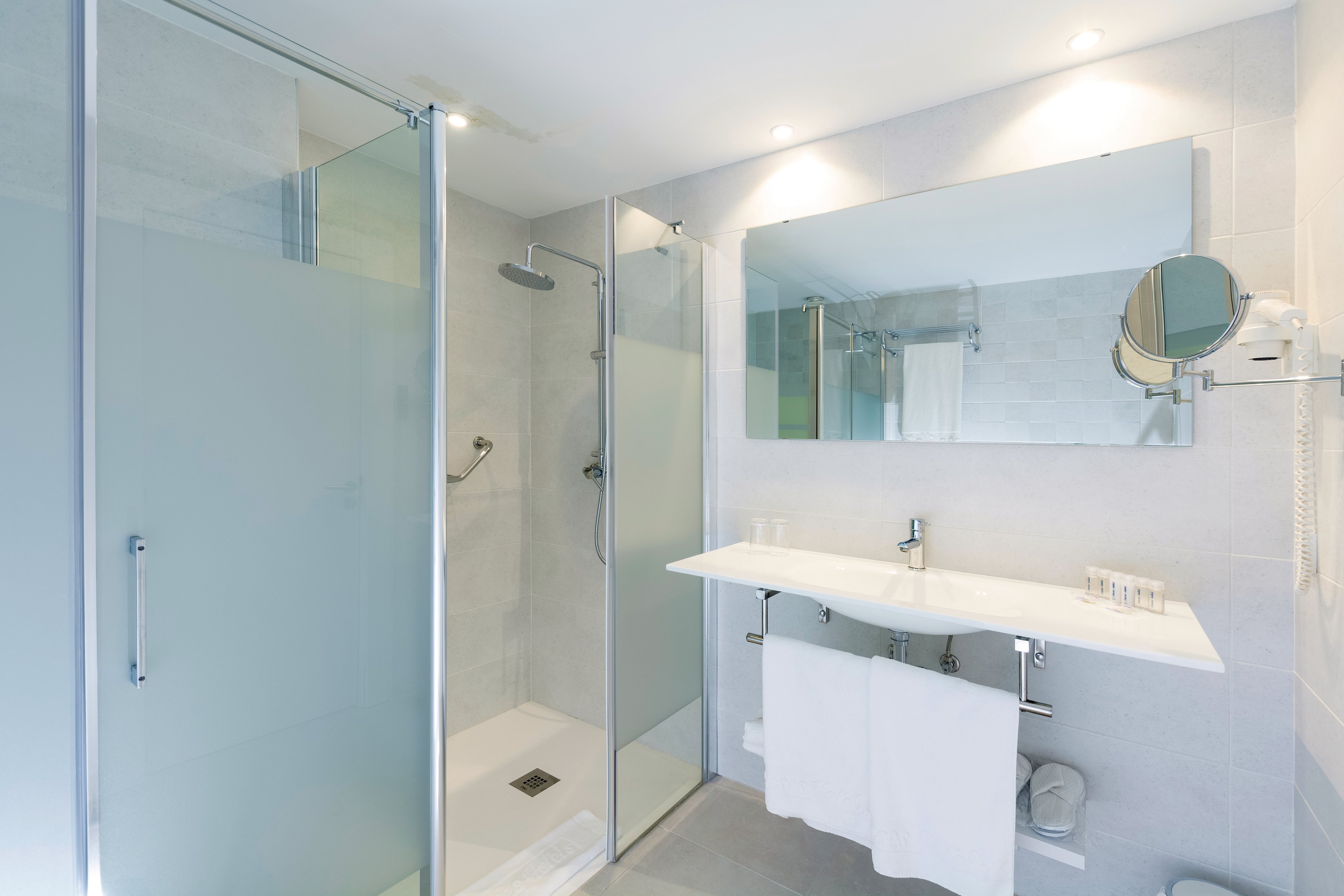 Reverence Mare Hotel