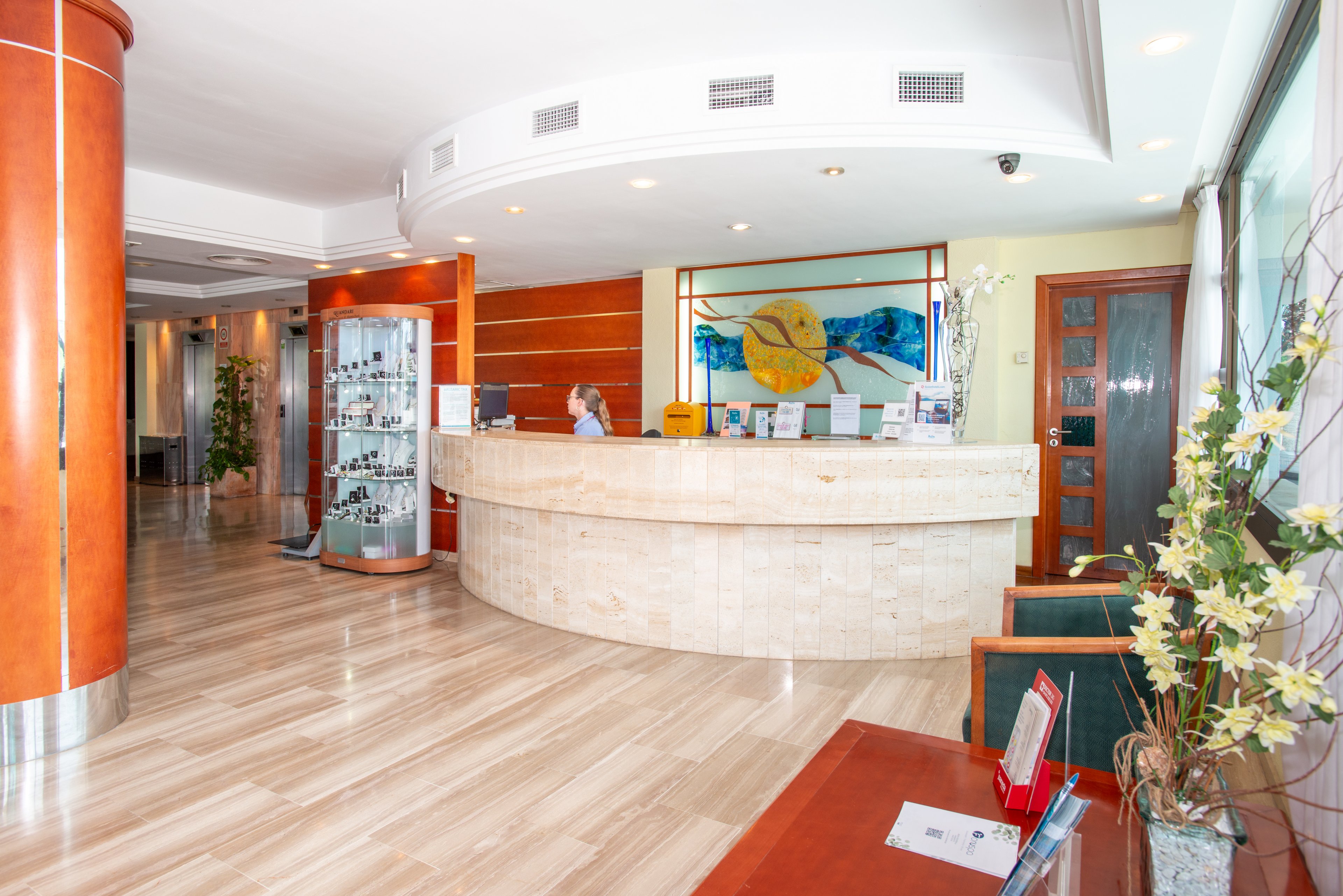 Ilusion Markus and Spa